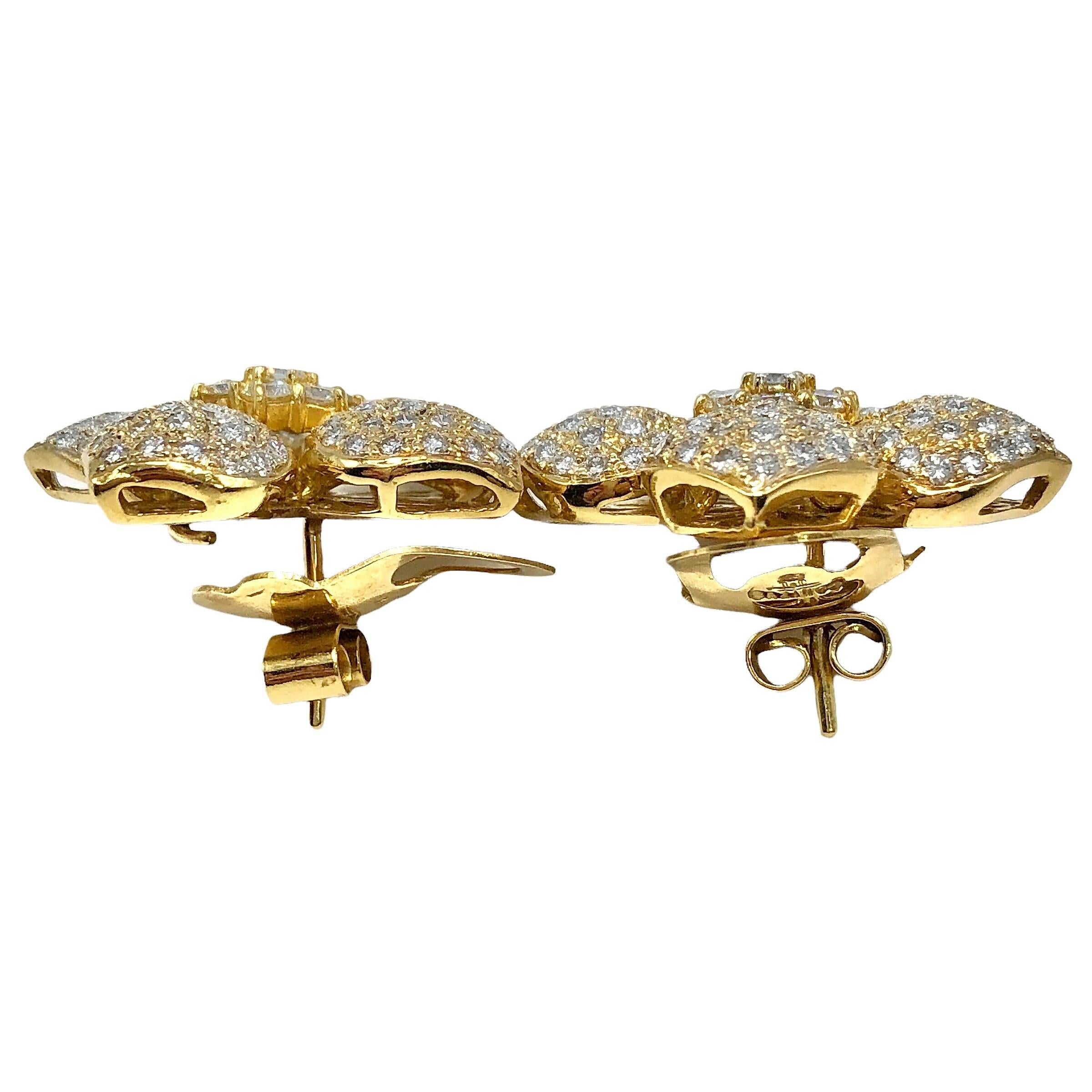 Brilliant Cut Vintage 18K Yellow Gold, Diamond Encrusted Flower Motif Earrings For Sale