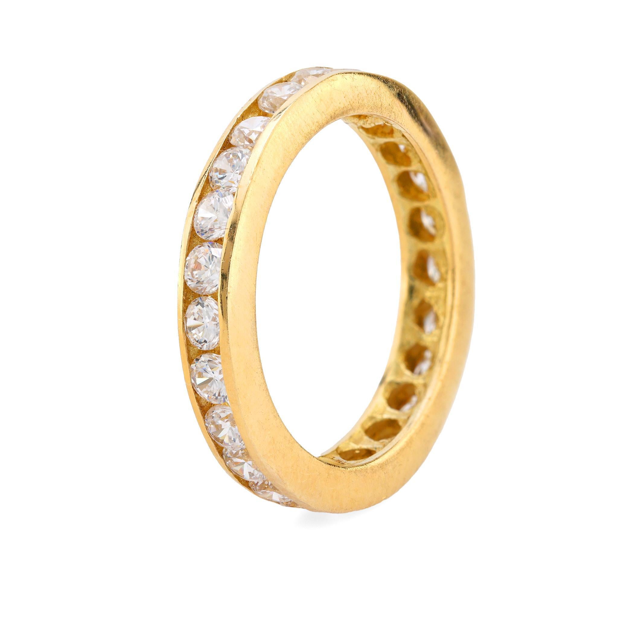 Brilliant Cut Vintage 18k yellow gold diamond eternity band For Sale