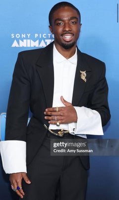 Vintage 18K Yellow Gold Diamond Feather Brooch