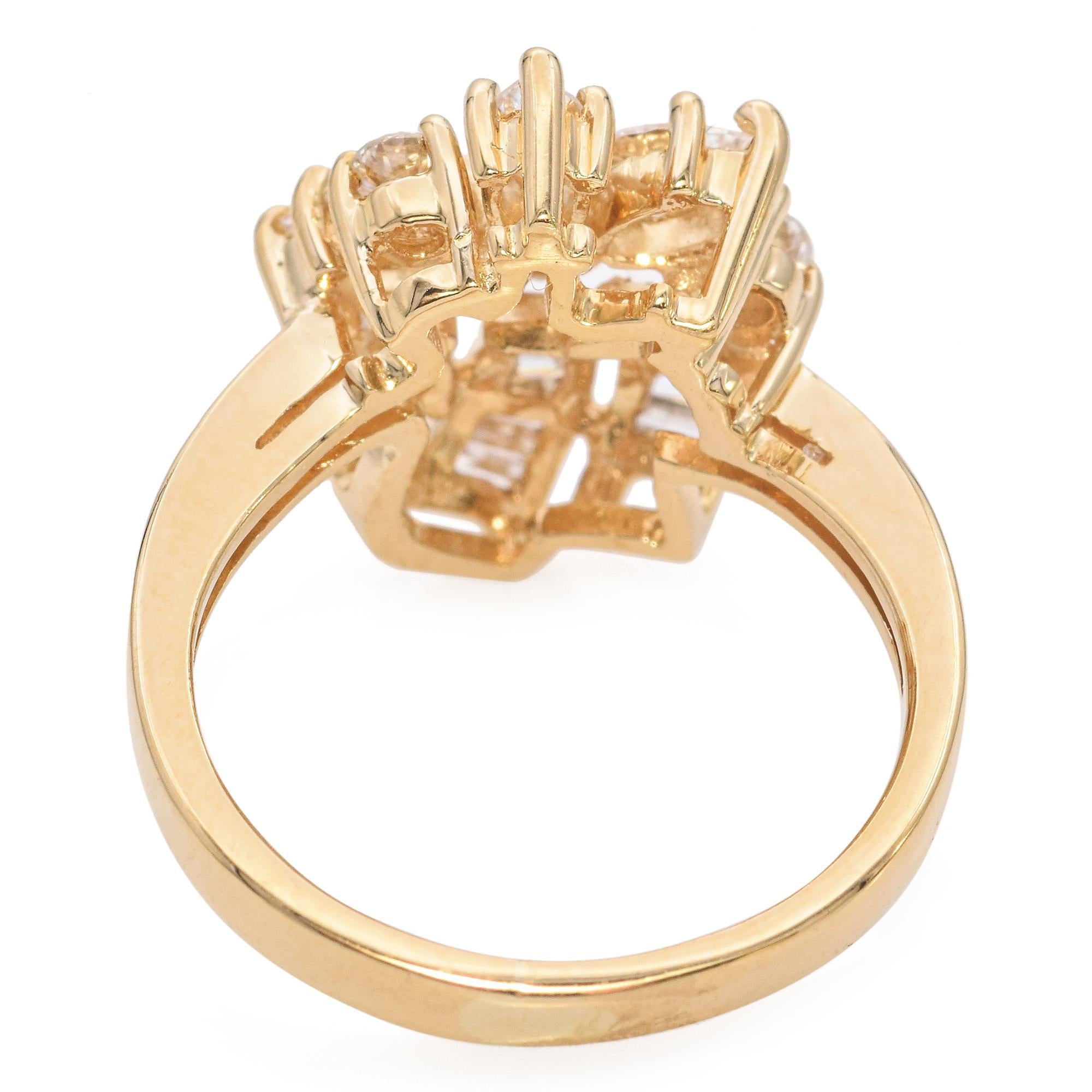 Vintage 18k Yellow Gold Diamond Flower Cluster Ring For Sale 1