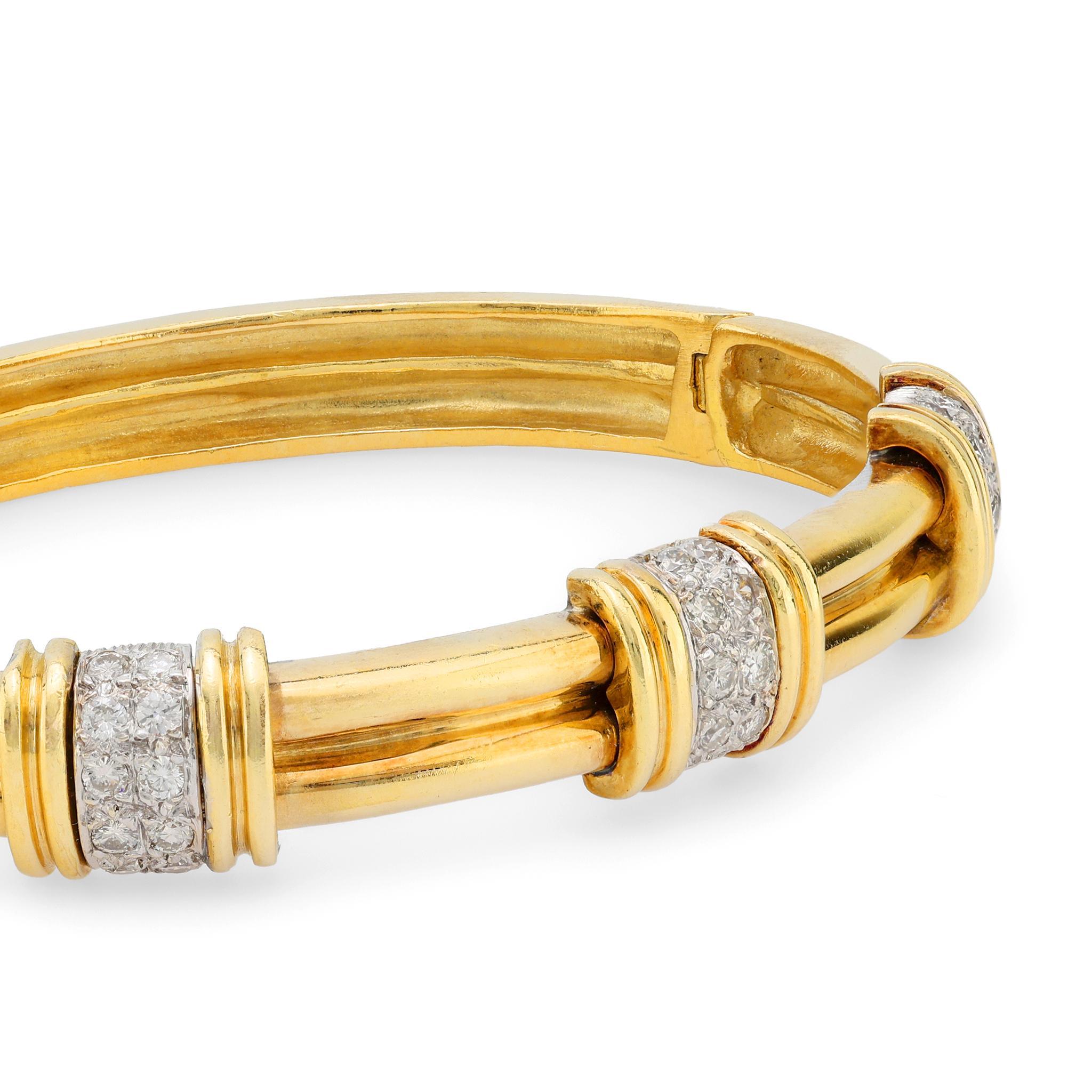 Brilliant Cut Vintage 18k yellow gold diamond gold bangle bracelet For Sale