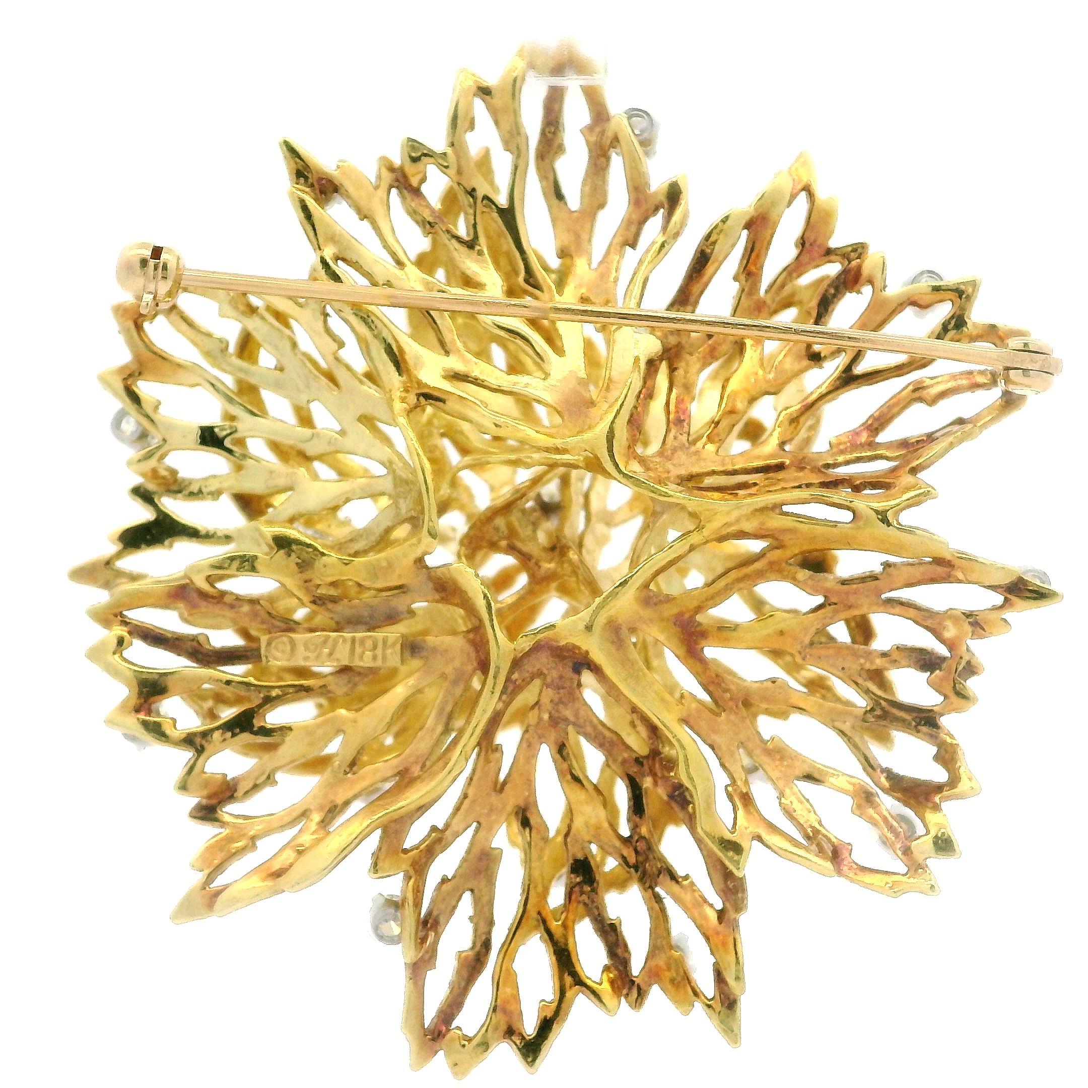 Vintage 18k Yellow Gold Diamond Large Textured Flower Spray Fiery Pin Brooch For Sale 1