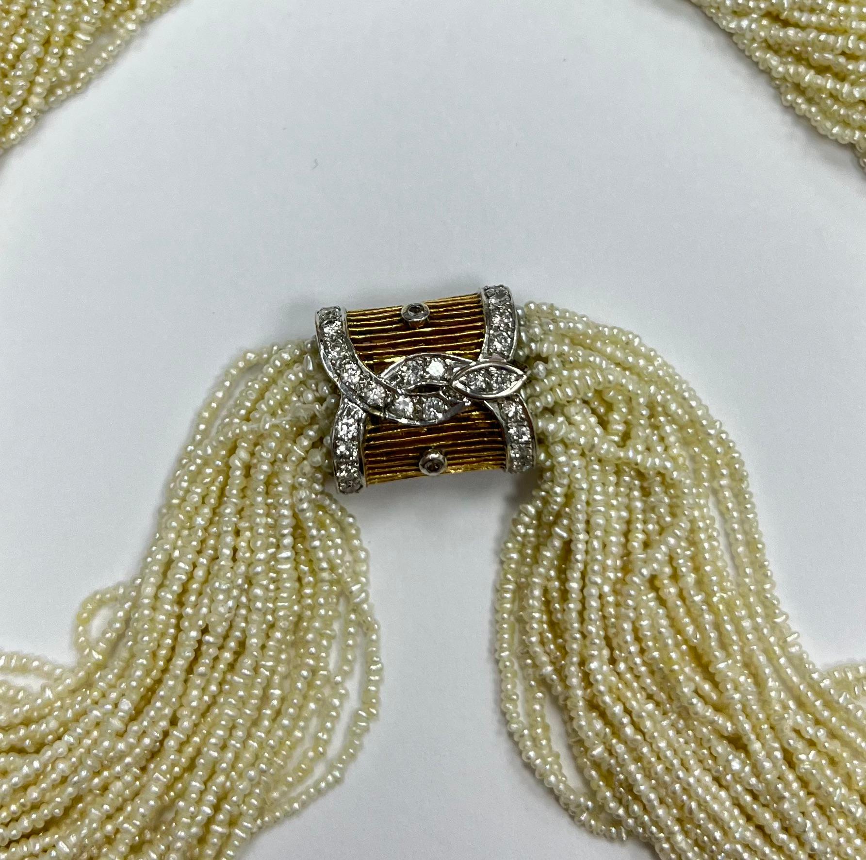 Halskette aus 18 Karat Gelbgold mit Diamanten und natürlichen Saatperlen Damen im Angebot