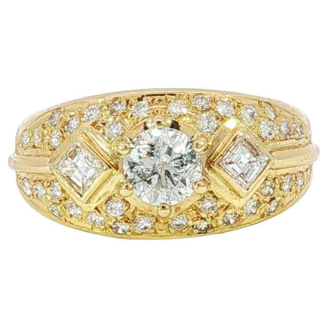 18k Vintage Yellow Gold Diamond Ring For Sale at 1stDibs