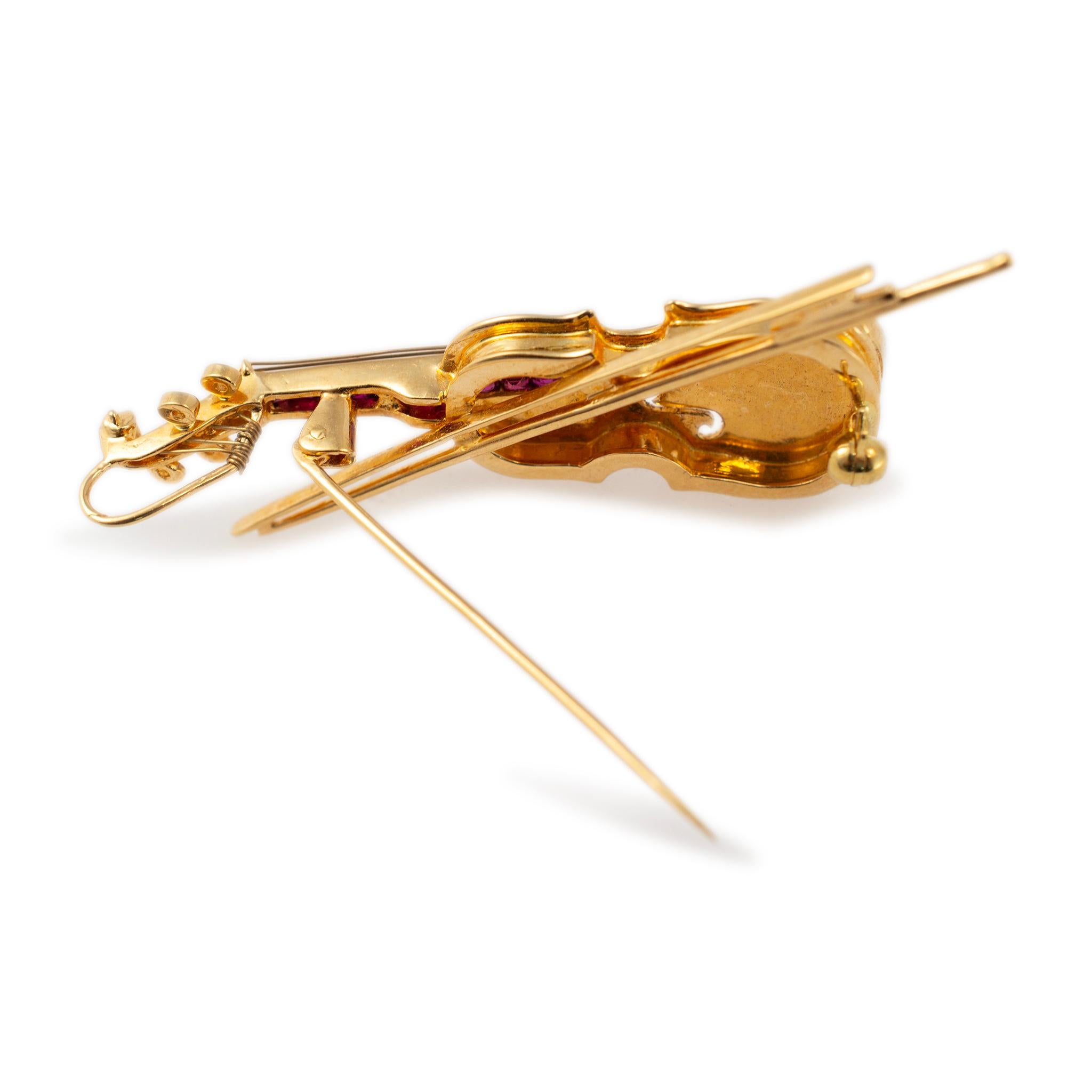 Vintage 18K Yellow Gold Diamond Sapphire Viollin Cello Viola Brooch PIN In Excellent Condition In Houston, TX