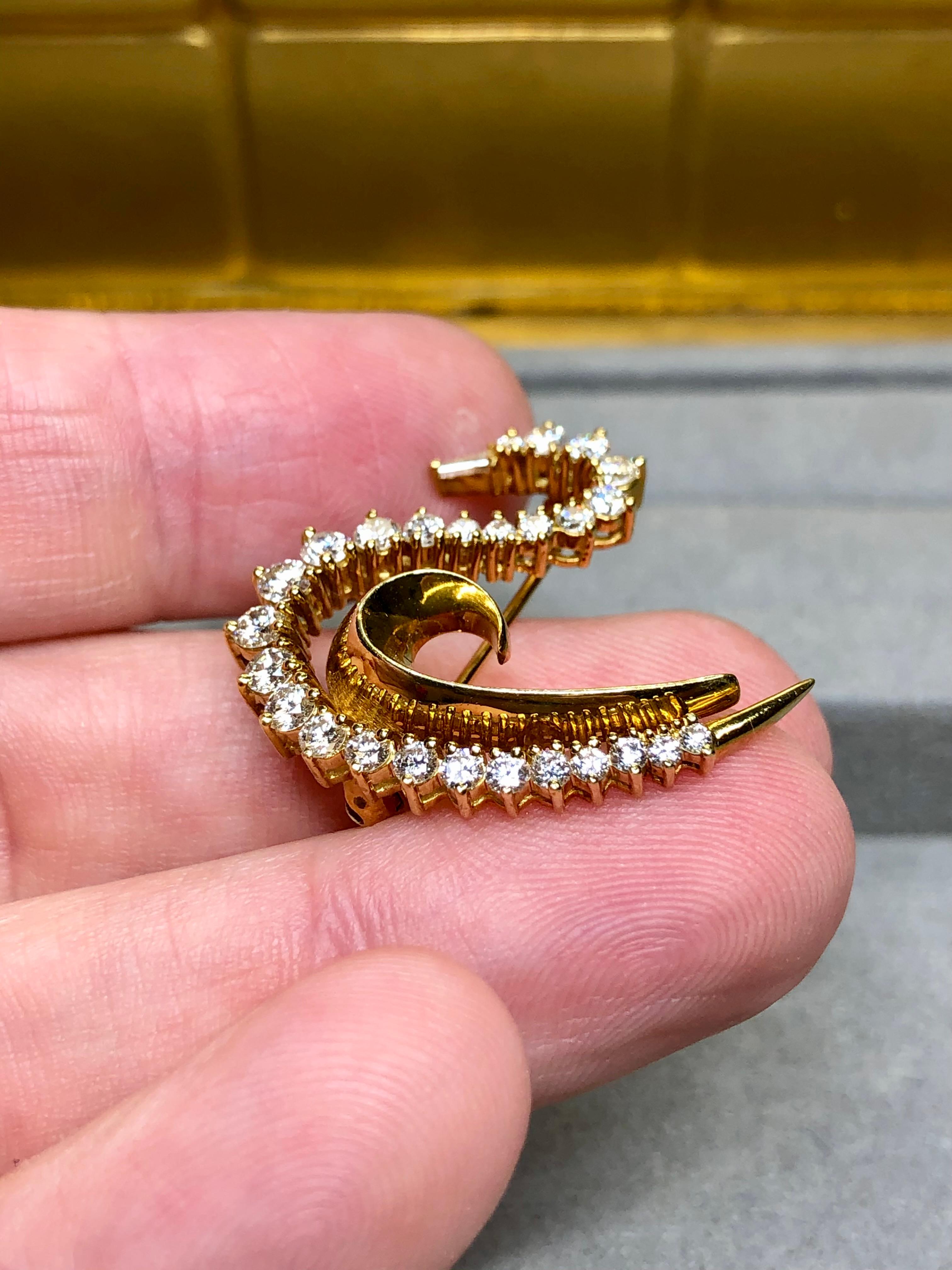 Vintage Schanfein & Tamis 18K Yellow Gold Diamond Swan Brooch Pin 1.70ctw G Vs For Sale 3