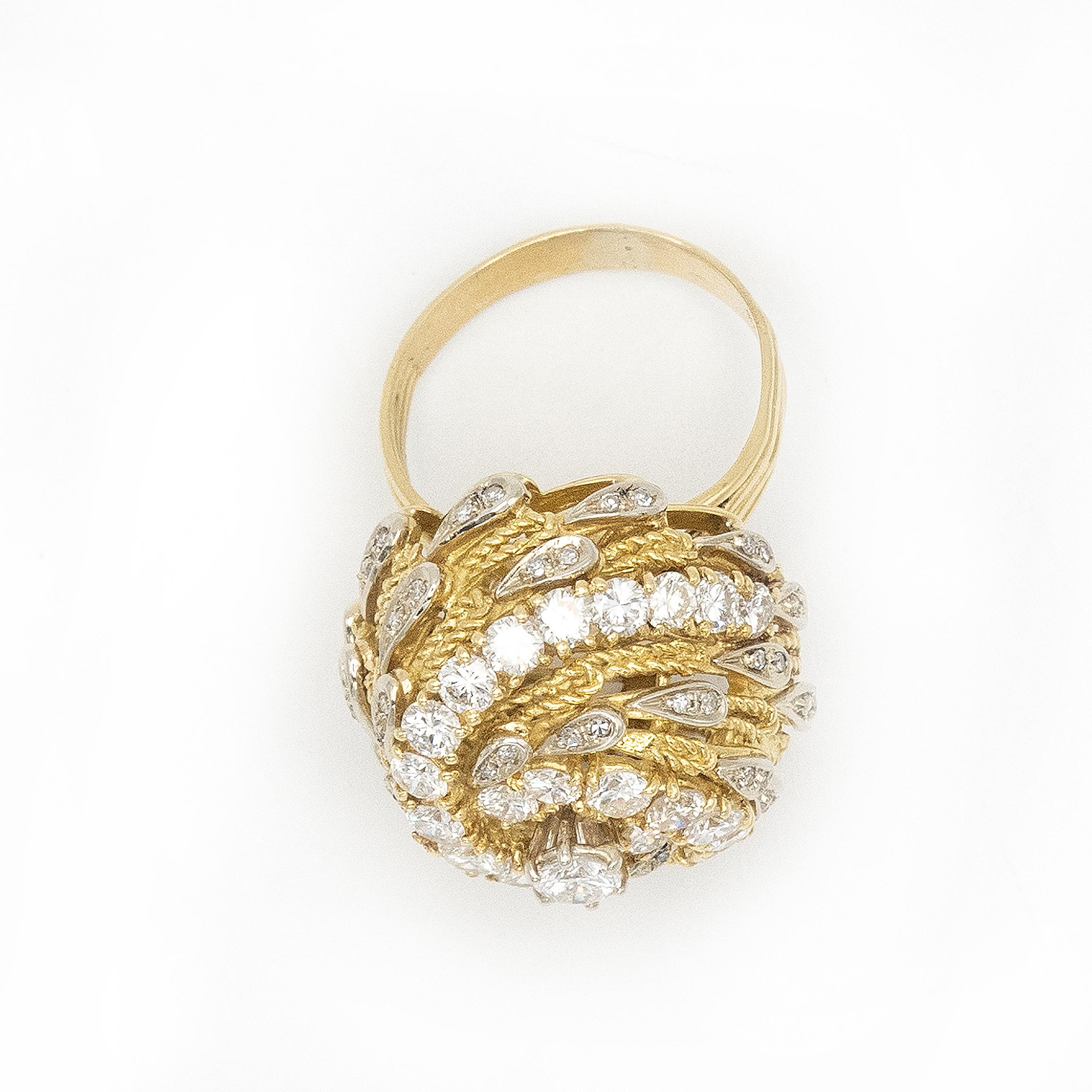 Vintage 18K Yellow Gold Diamond Swirl Cocktail Ring For Sale 4