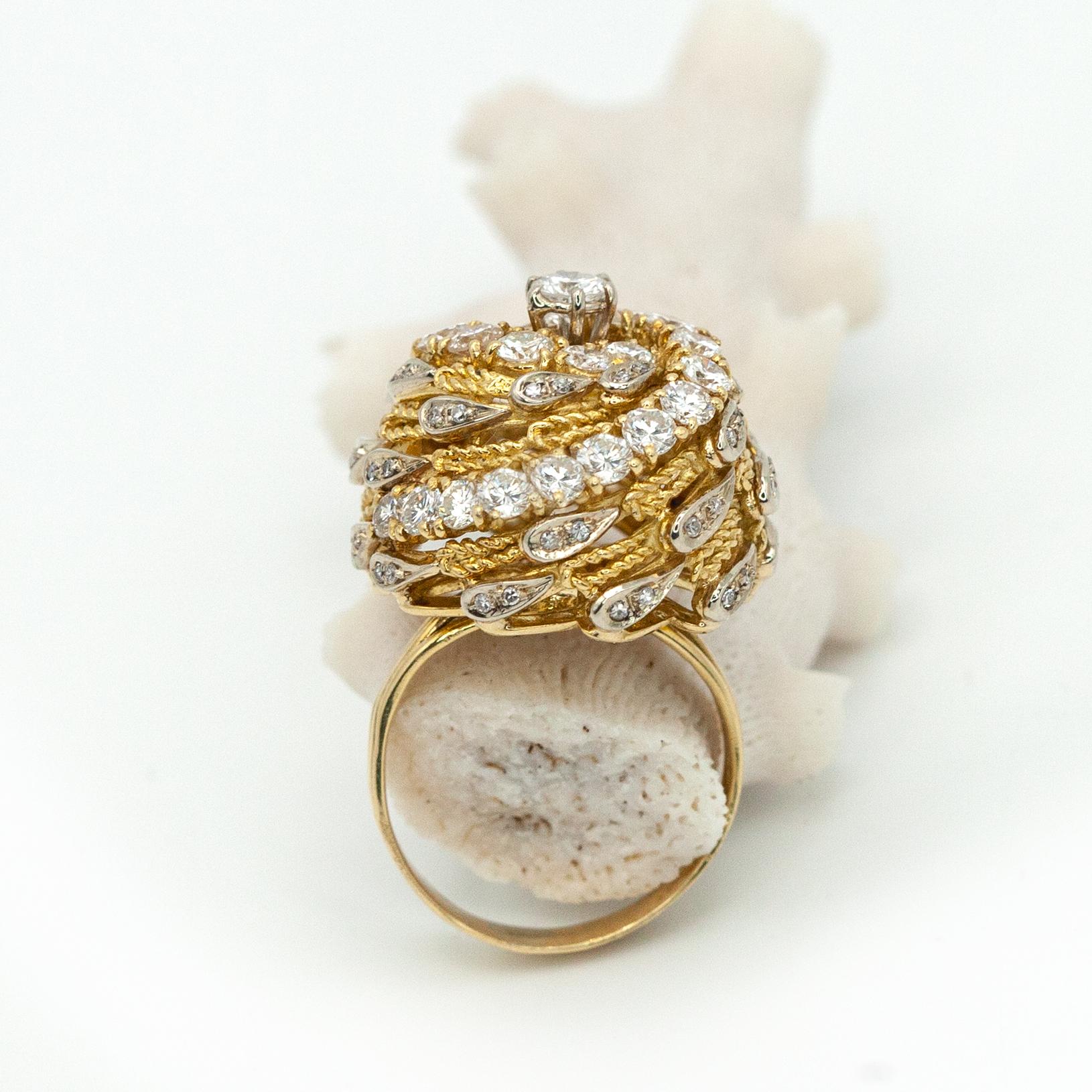Vintage 18K Yellow Gold Diamond Swirl Cocktail Ring For Sale 2