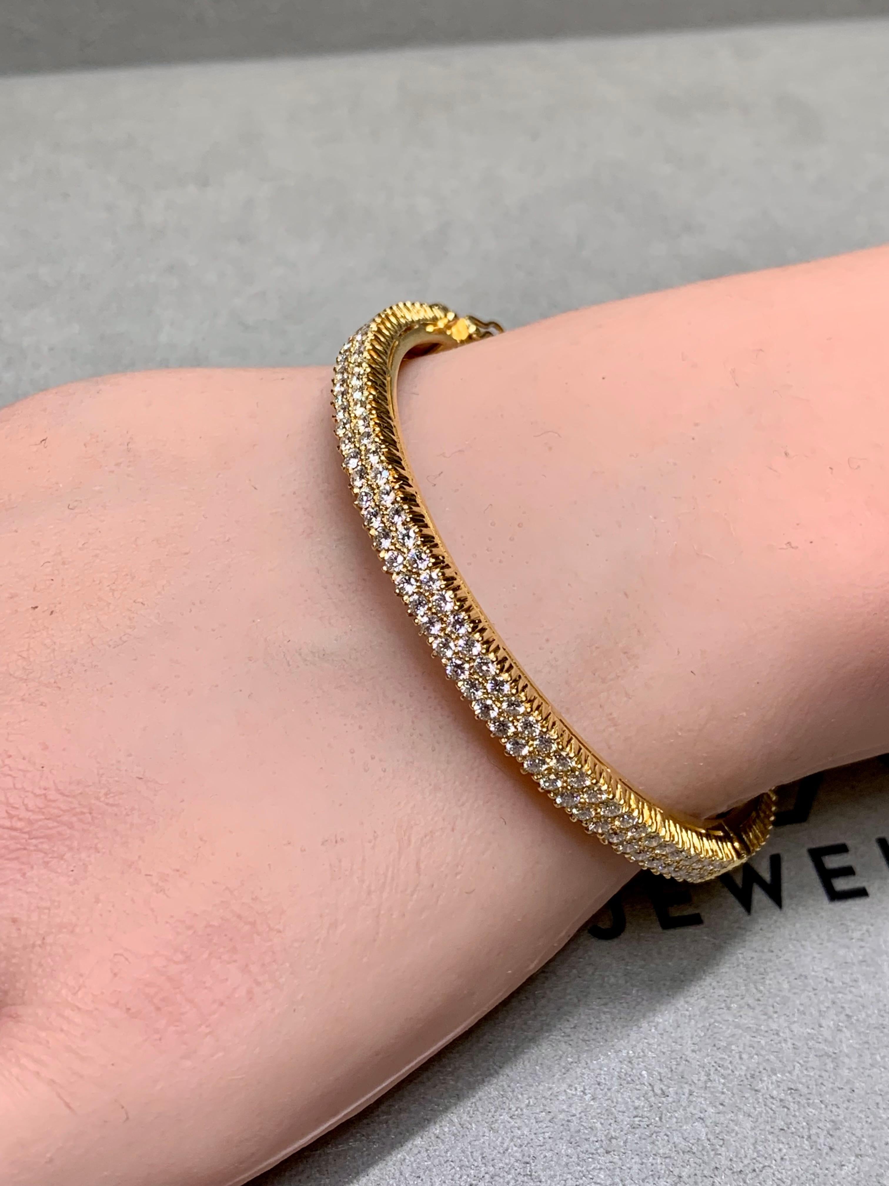 Vintage 18K Yellow Gold Double Row Diamond Cuff Bangle Bracelet 5.50ctw F Vs For Sale 5