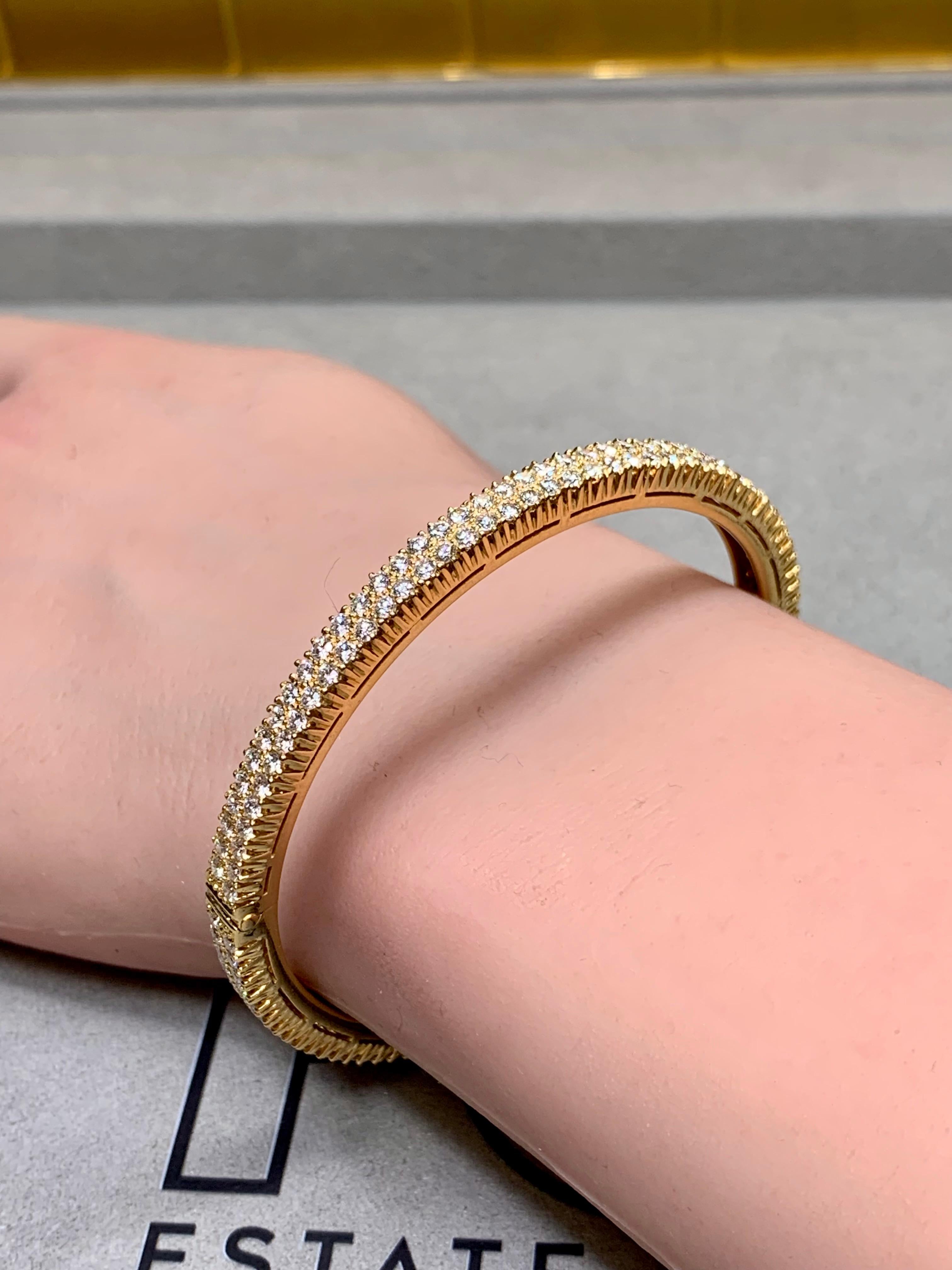 Vintage 18K Yellow Gold Double Row Diamond Cuff Bangle Bracelet 5.50ctw F Vs For Sale 6