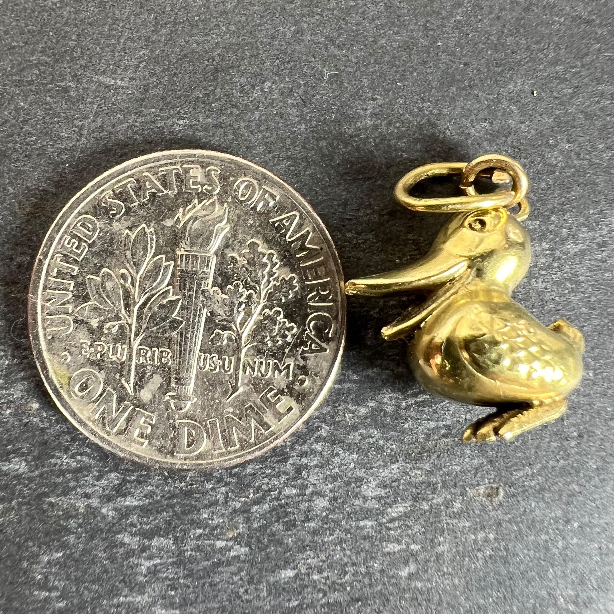 Vintage 18K Yellow Gold Duck Bird Charm Pendant For Sale 6