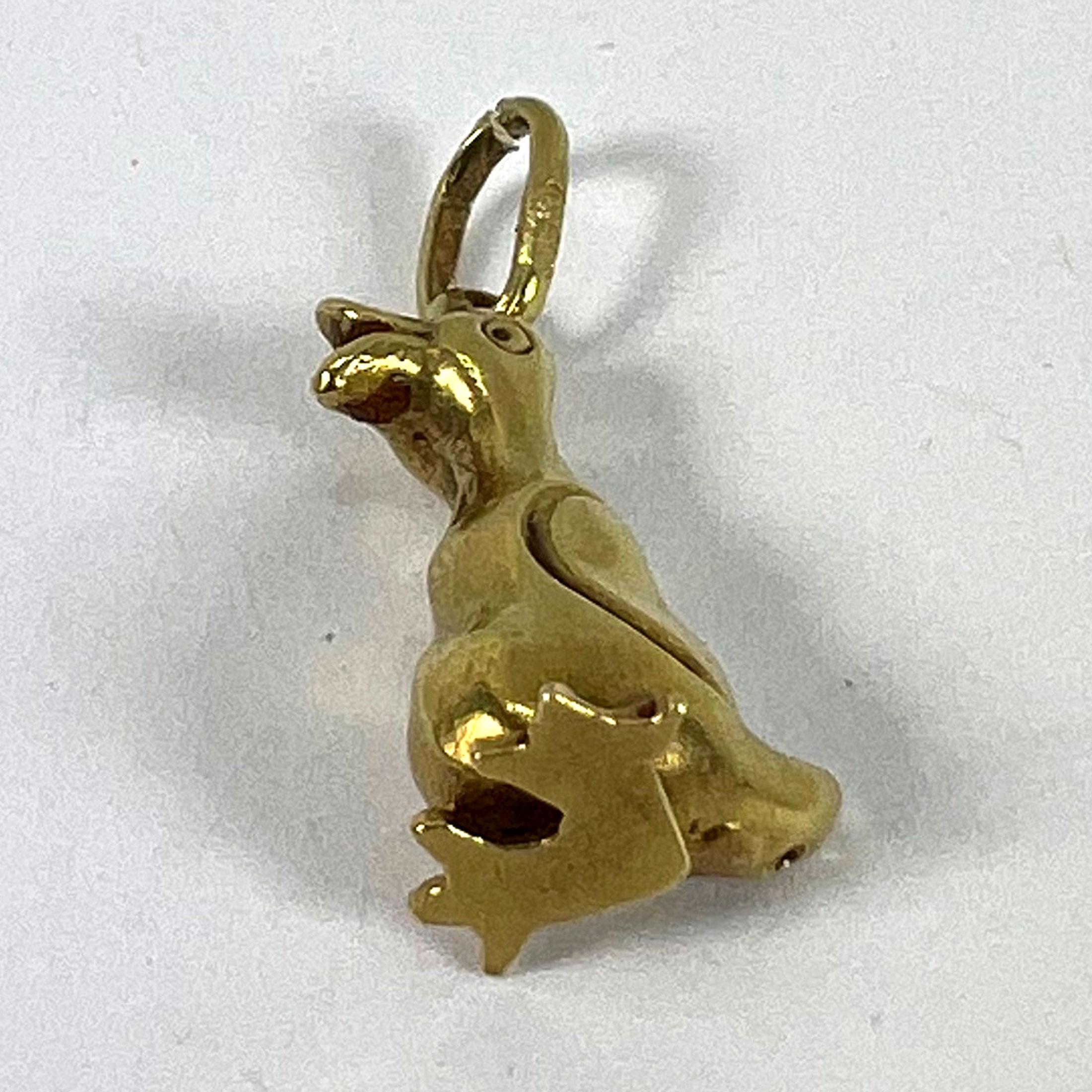 Vintage 18K Yellow Gold Duck Bird Charm Pendant For Sale 8