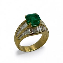 Vintage 18K Yellow Gold Emerald and Diamond Baguette Ring