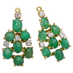 Vestes de boucles d'oreilles vintage en or jaune 18k avec émeraudes et diamants
