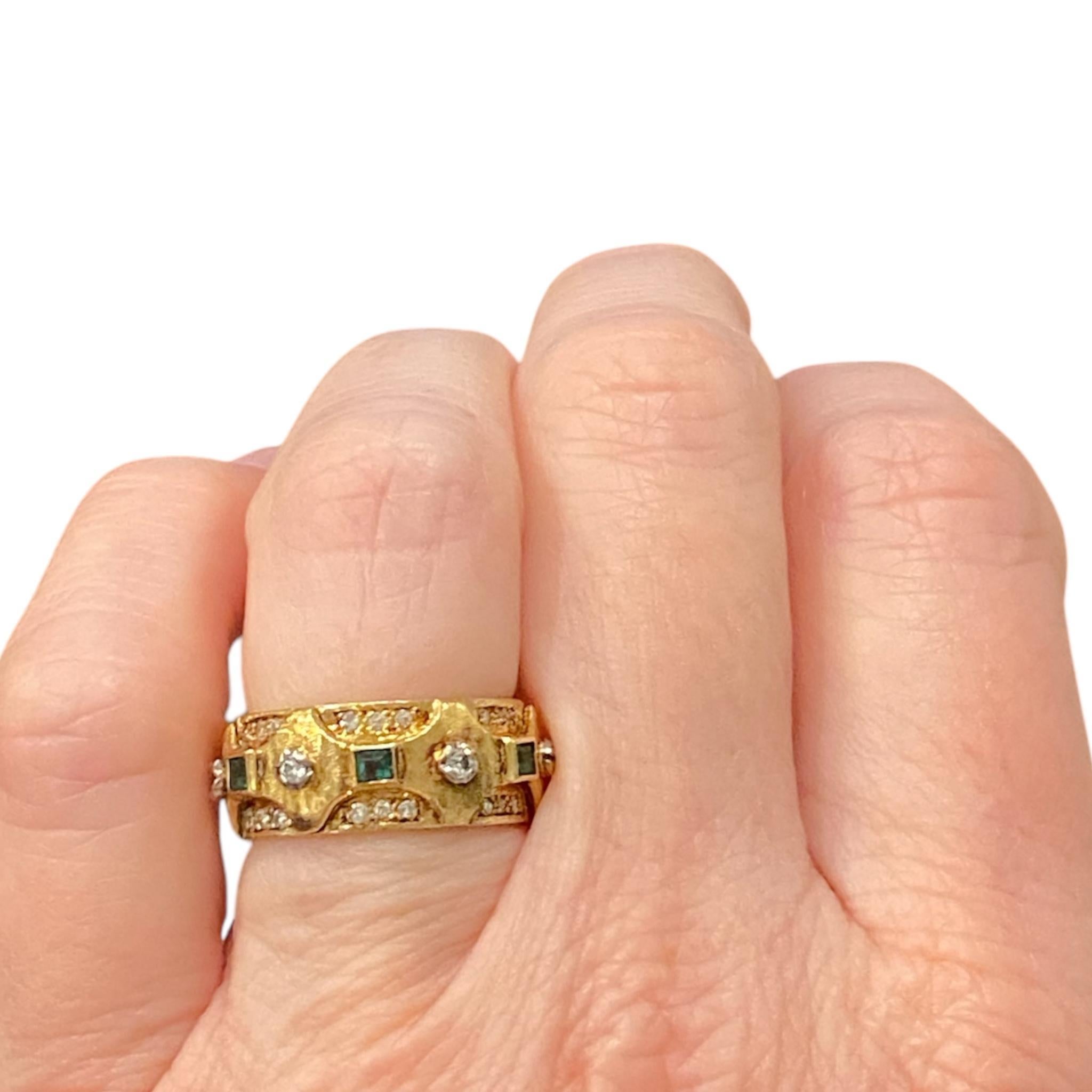 Vintage 18K Yellow Gold Emerald & Diamond Band 3