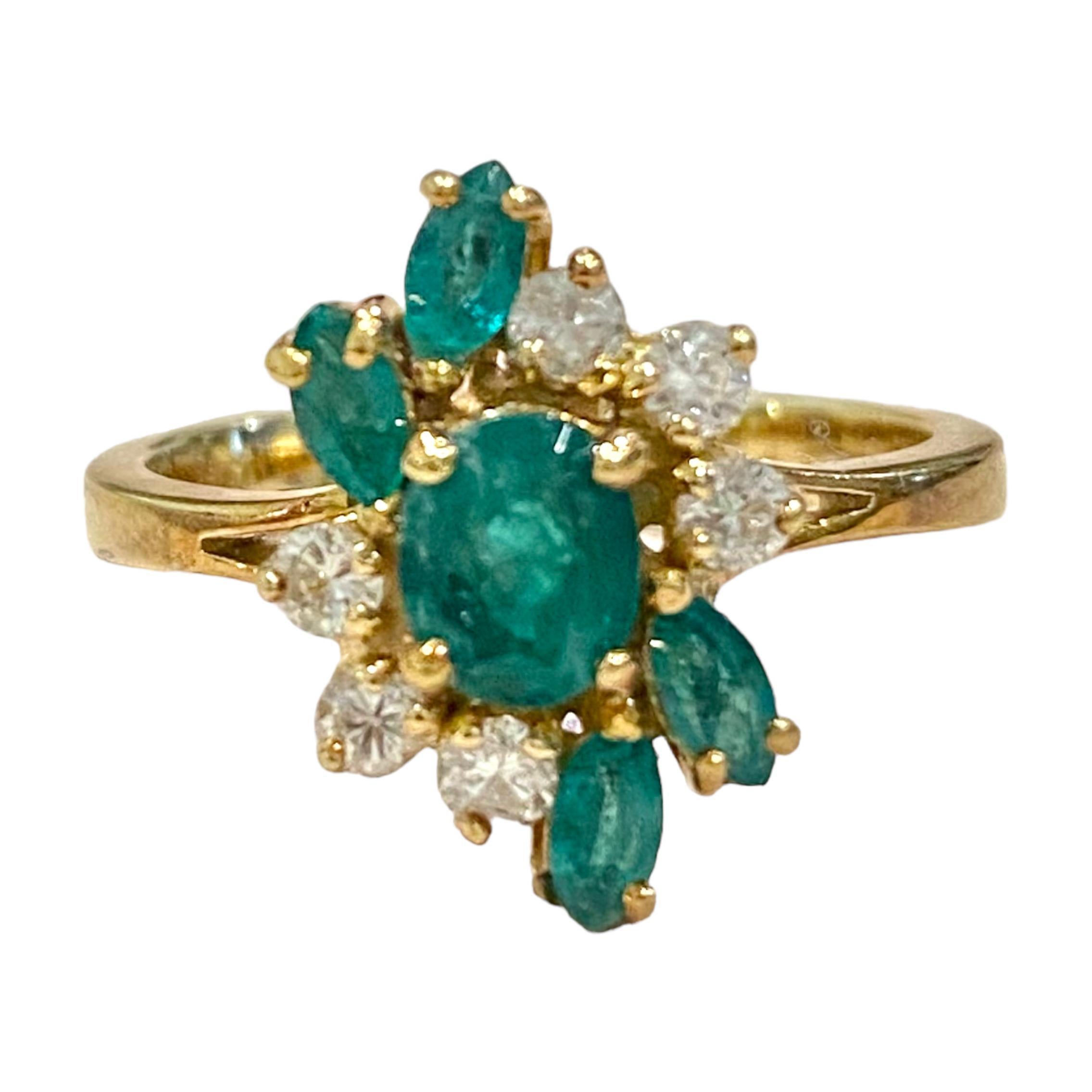 Vintage 18K Yellow Gold Emerald and Diamond Ring For Sale at 1stDibs