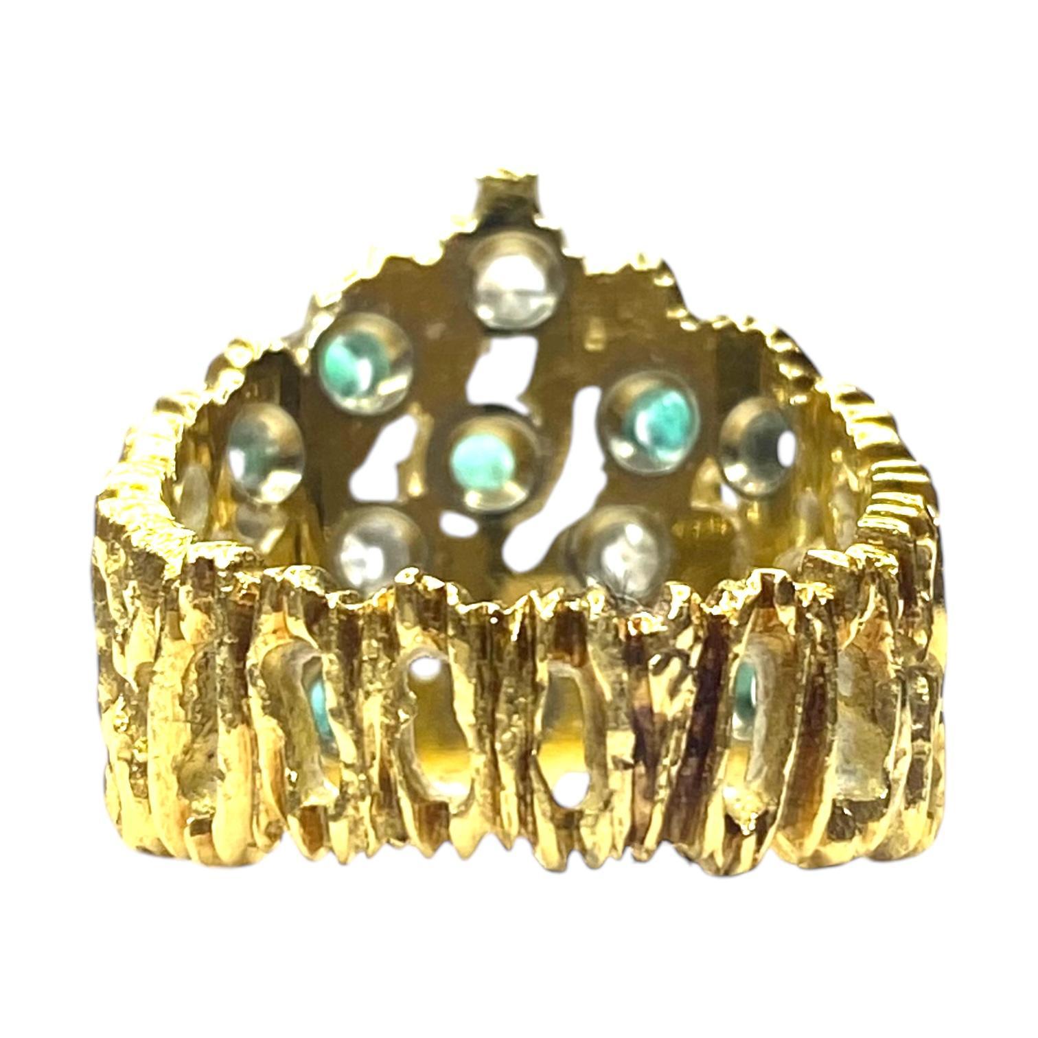 Modern Vintage 18K Yellow Gold Emerald & Diamond Ring