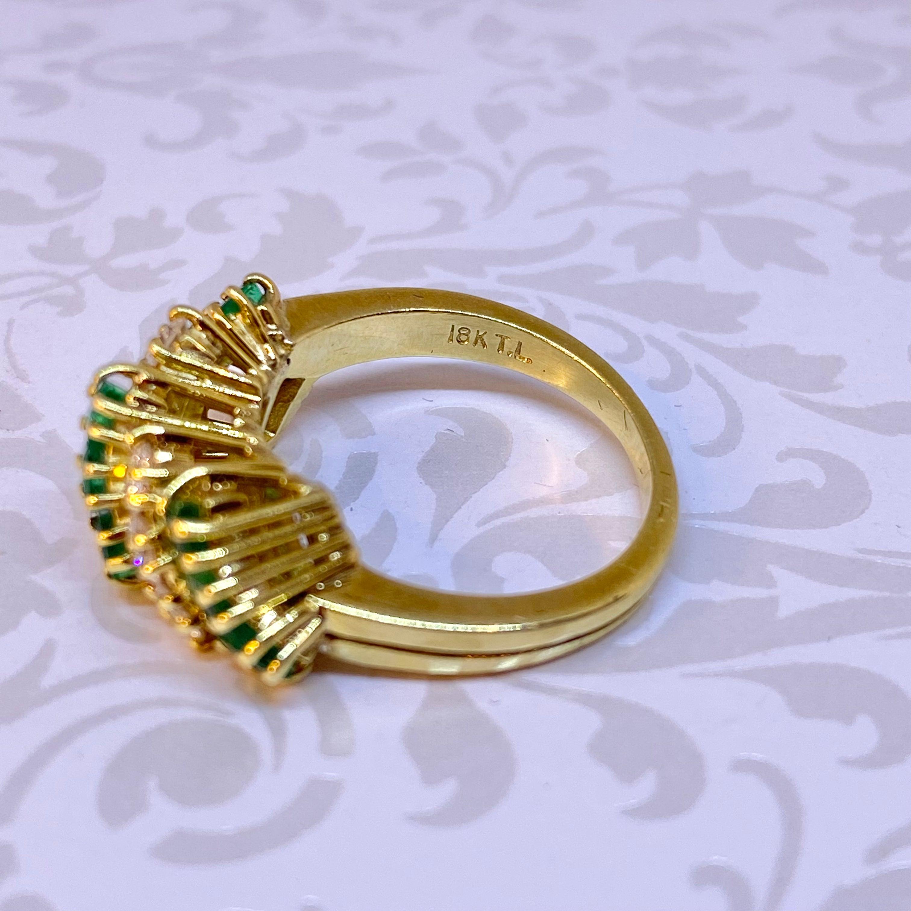 Vintage 18K Yellow Gold Emerald & Diamond Ring In Good Condition For Sale In Henderson, NV