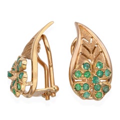 Vintage 18k Yellow Gold Emerald Four Leaf Clover Omega Back Earrings