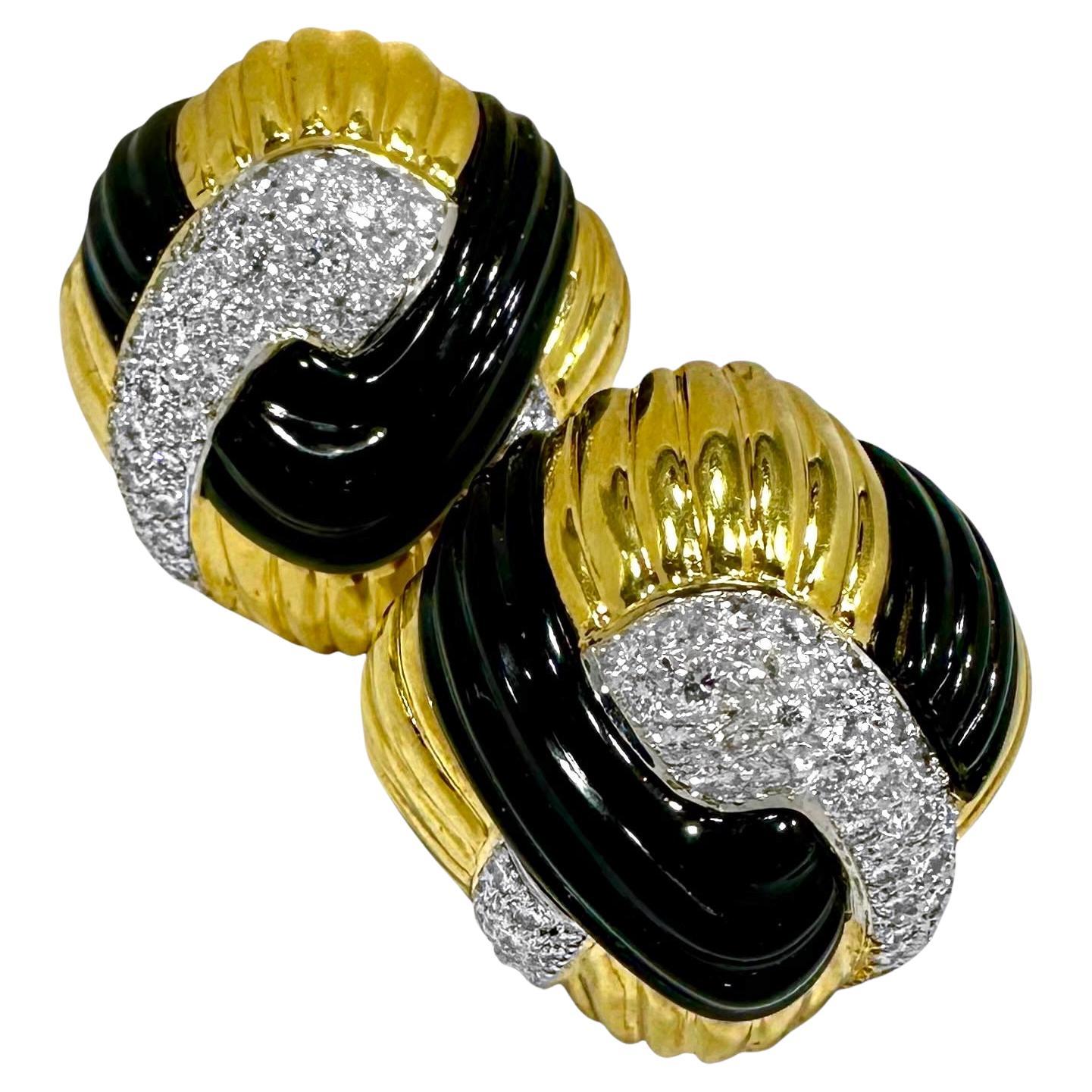 Vintage 18K Yellow Gold, Fluted Onyx and Diamond Bombe Dome Knot Motif Earrings