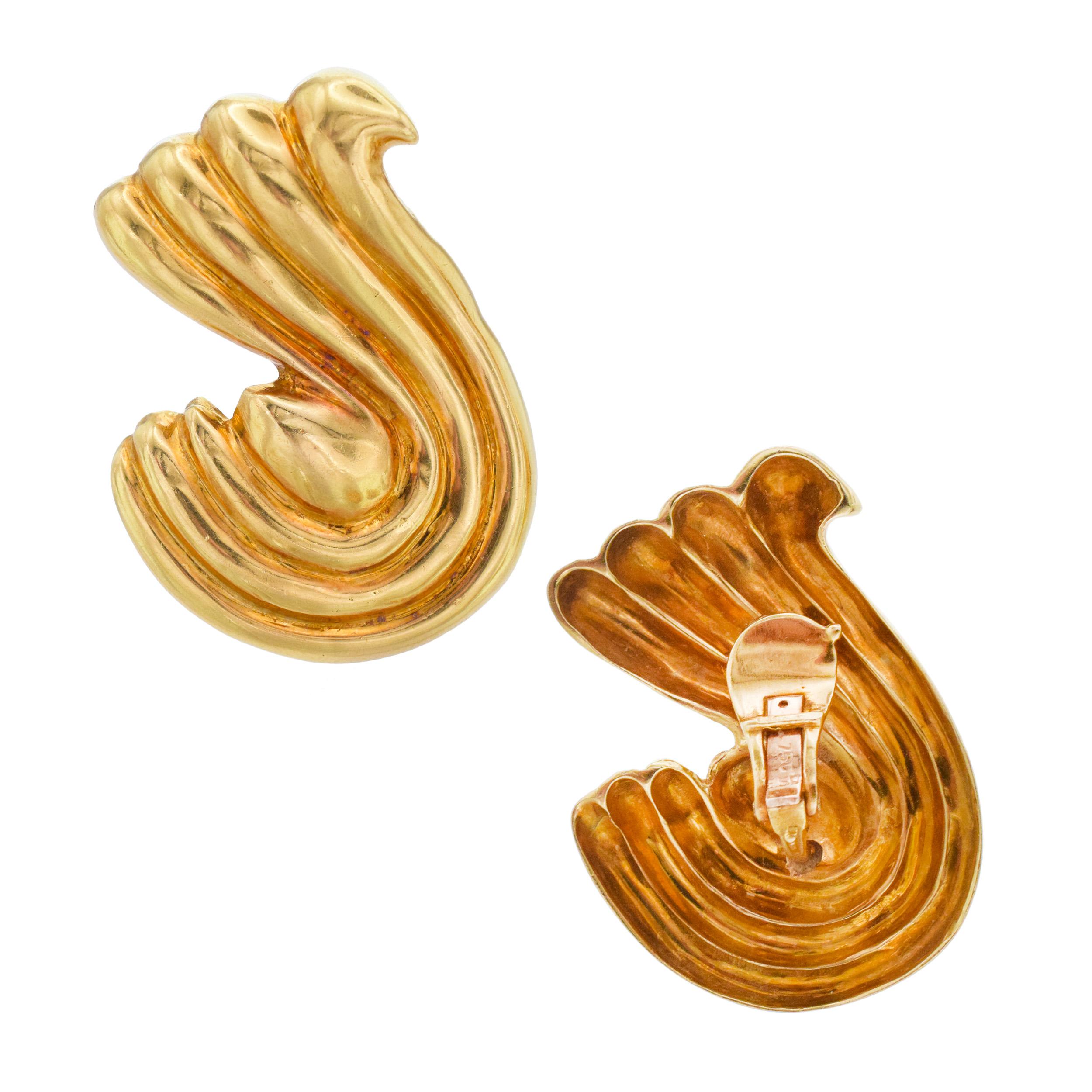 Fermaglio a nastro scanalato d'epoca in oro giallo 18 carati in vendita 2