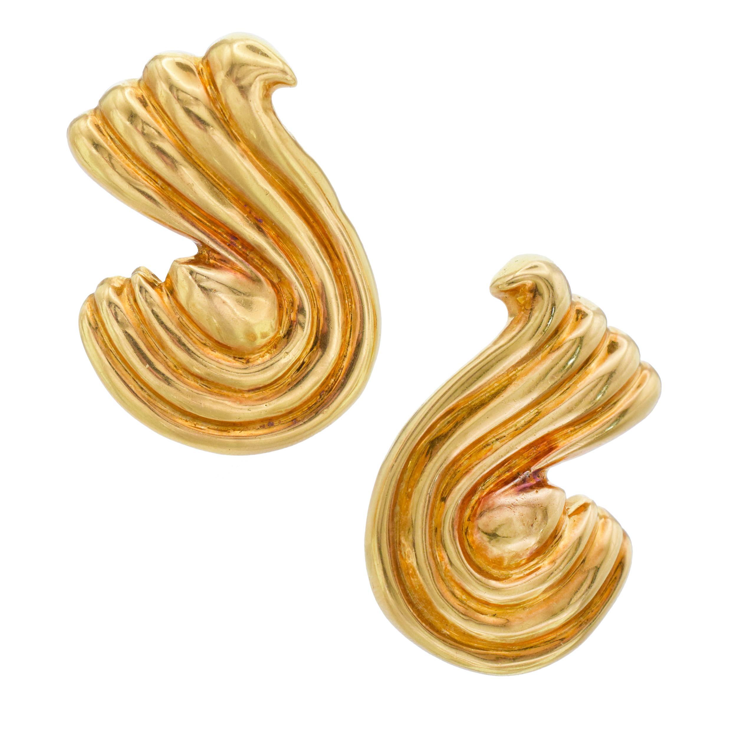 Fermaglio a nastro scanalato d'epoca in oro giallo 18 carati in vendita 3