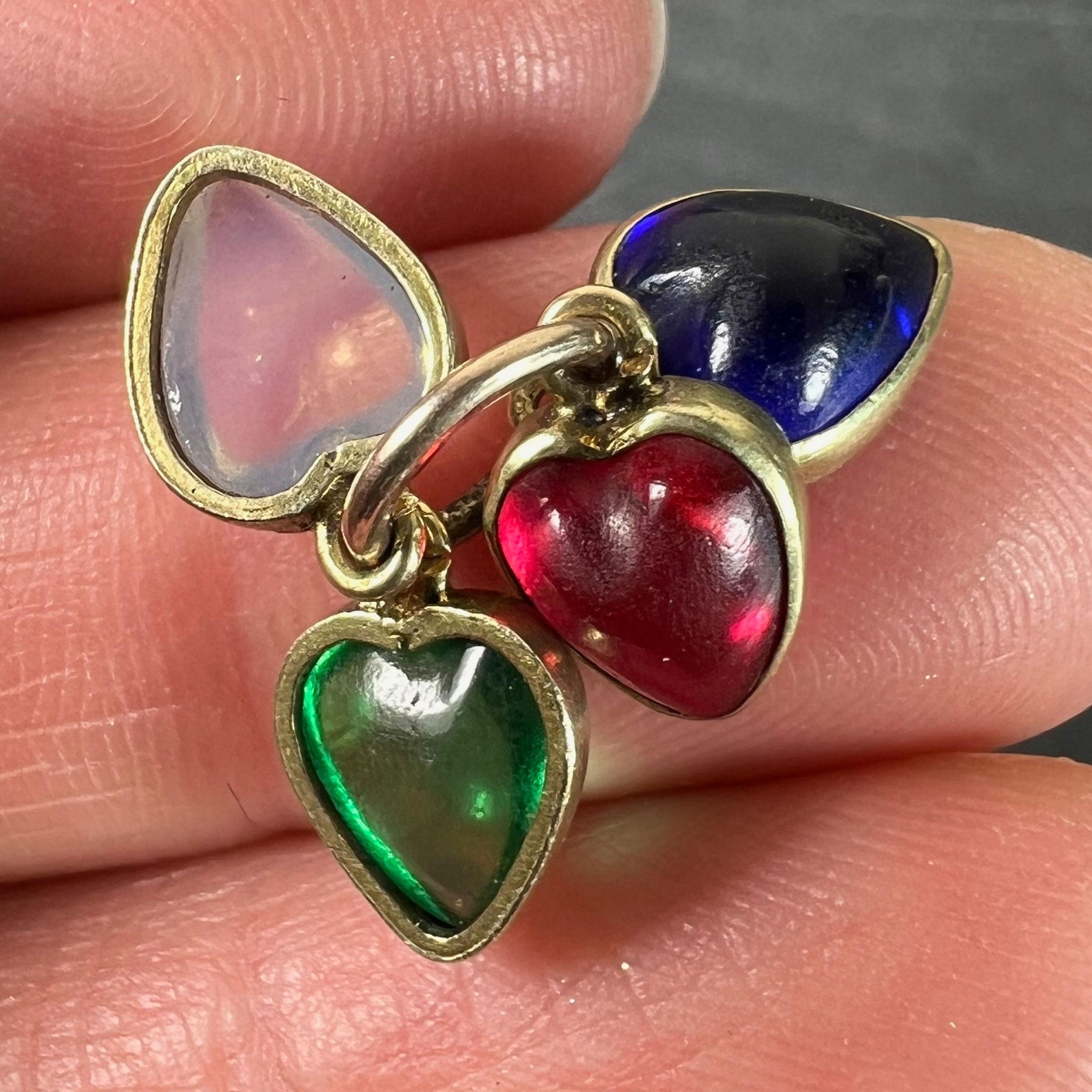 Pendentif à breloques en or jaune 18K avec quatre coeurs d'amour en pâte de verre en vente 5