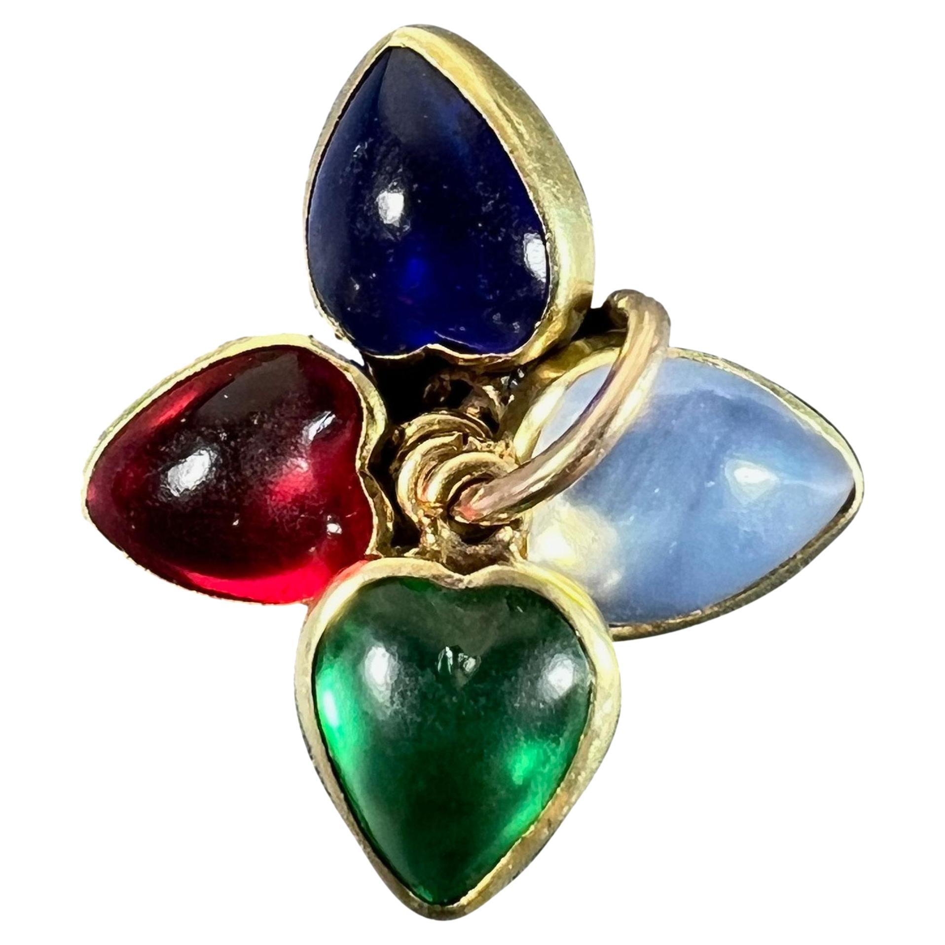 Pendentif à breloques en or jaune 18K avec quatre coeurs d'amour en pâte de verre