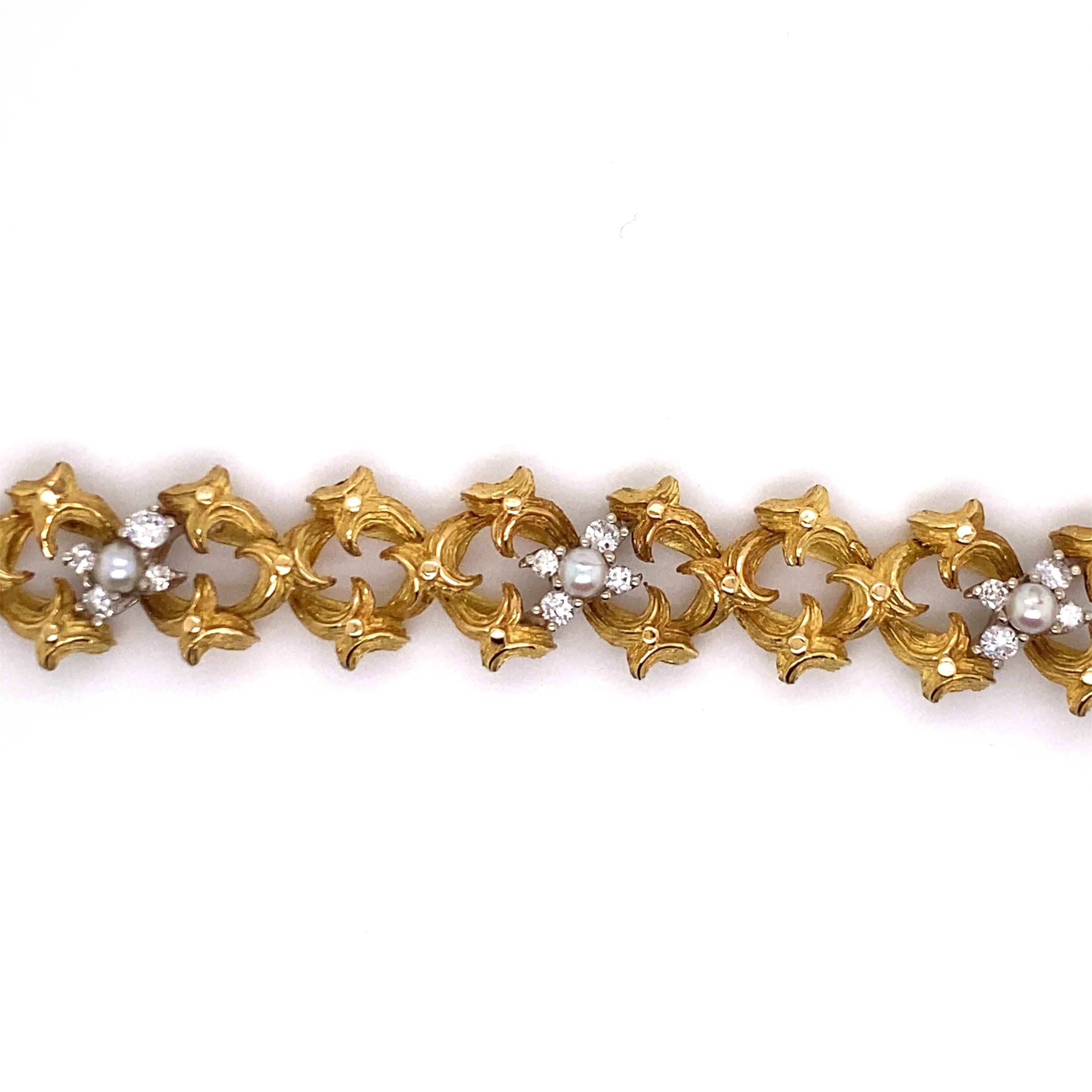 Women's Vintage 18k Yellow Gold French Hand Made Link Bracelet with Diamonds and Pearls For Sale