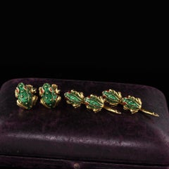 Vintage 18 Karat Yellow Gold Frog Cufflink and Button Shirt Set
