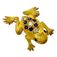 Vintage 18K Yellow Gold Frog Pin w/Diamonds, Sapphires & Emeralds by E. Wolfe