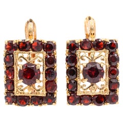 Vintage 18K Yellow Gold Garnet Cluster Earrings