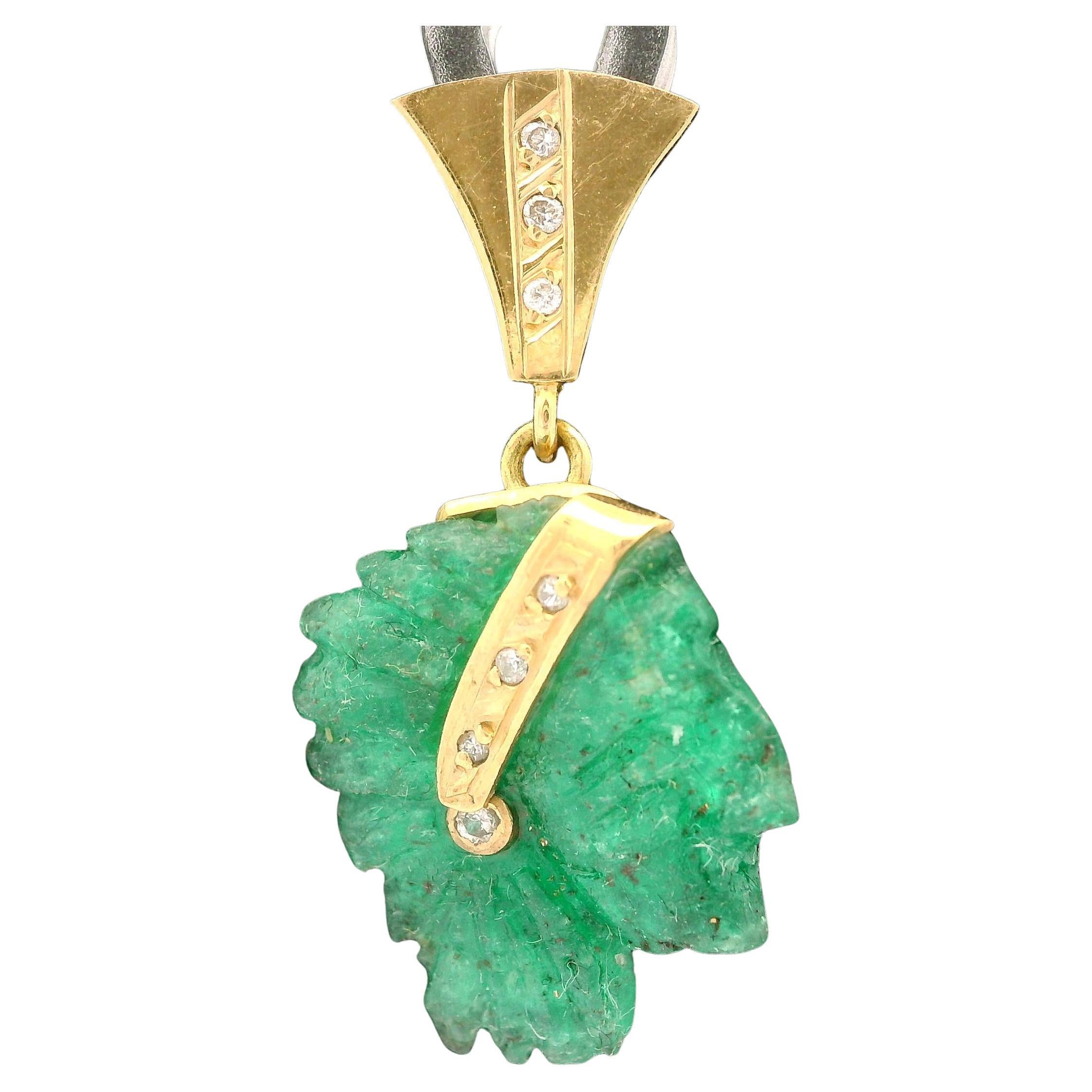 Vintage 18k Yellow Gold GIA 16.91ct Carved Emerald Diamond Indian Head Pendant For Sale