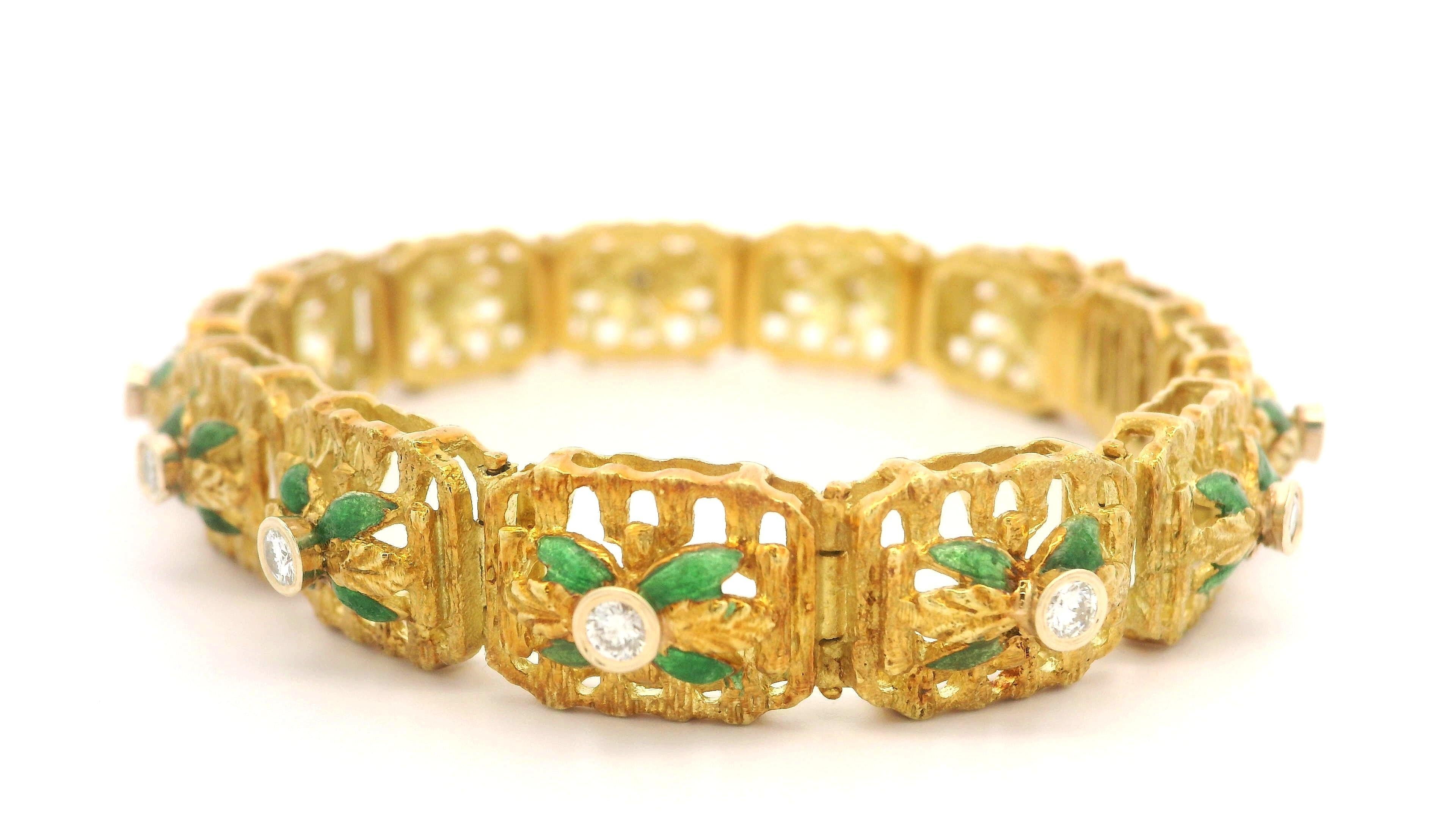 Vintage 18k Yellow Gold Green Enamel 0.78ctw Diamond Floral Open Work Bracelet For Sale 1