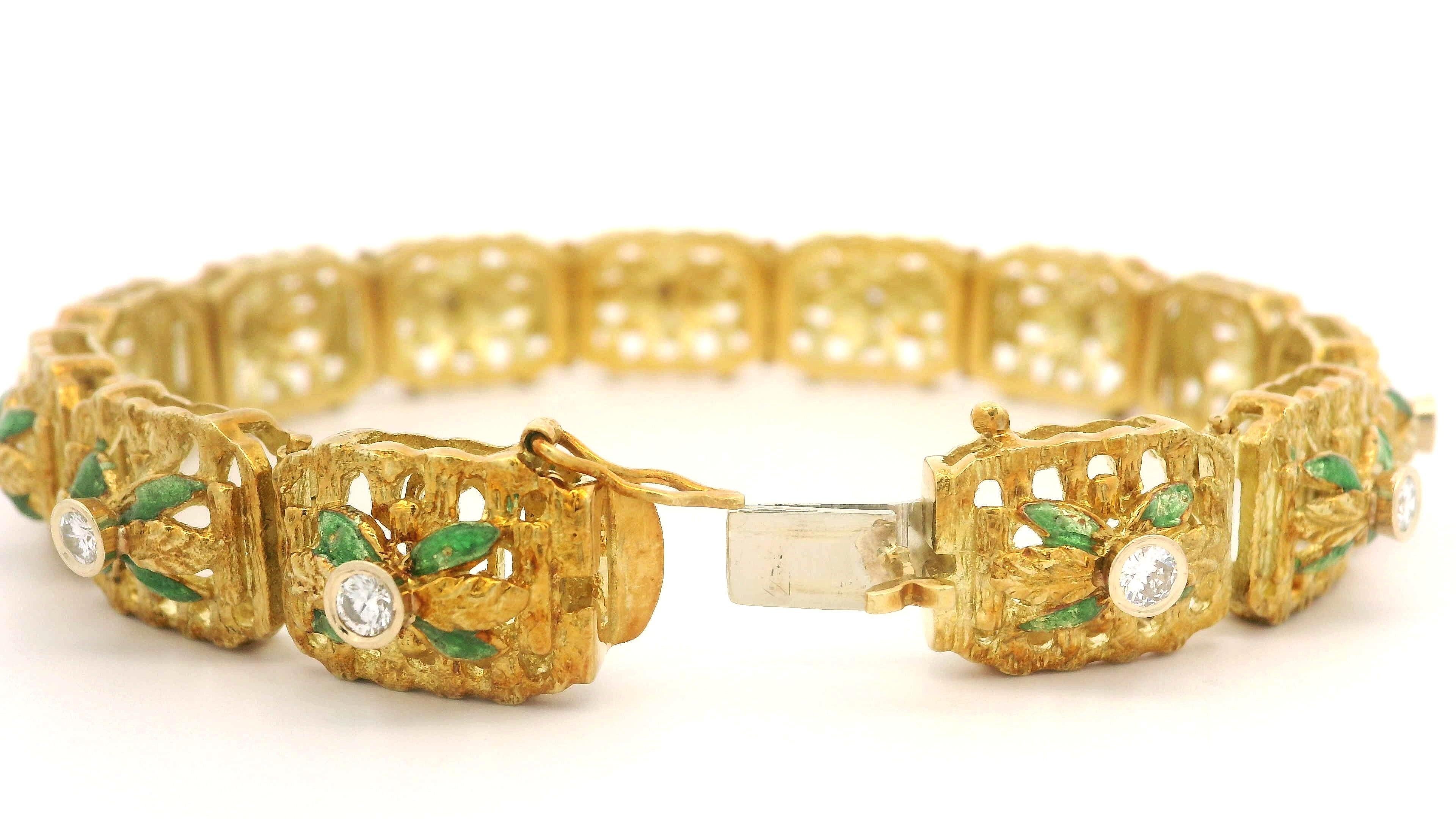 Vintage 18k Yellow Gold Green Enamel 0.78ctw Diamond Floral Open Work Bracelet For Sale 2