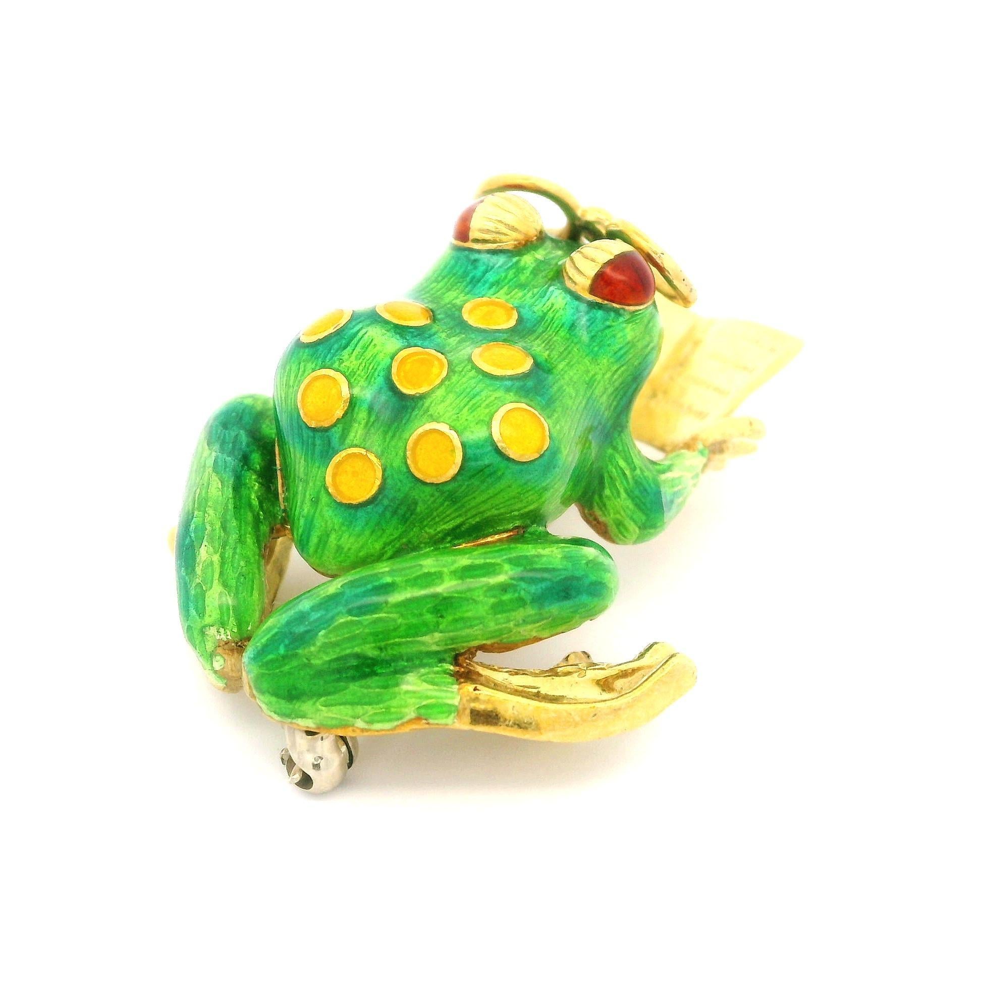 Spilla vintage in oro giallo 18k Greene & Greene Spot smaltata con rana da lettura in vendita 1