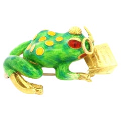 Vintage 18k Yellow Gold Green Yellow Spots Enameled Reading Frog Pin Brooch
