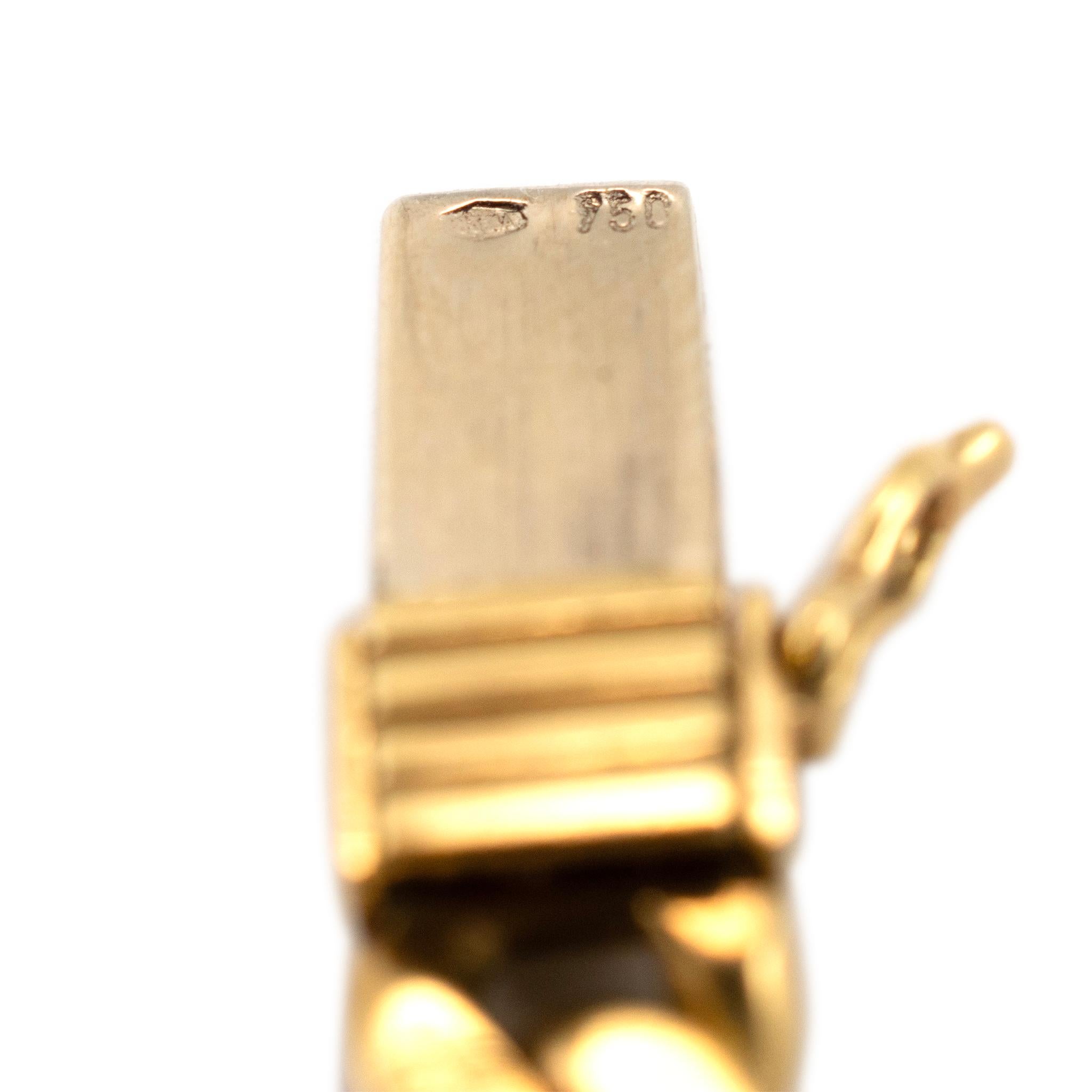 Vintage 18K Yellow Gold Hand Crafted Portrait Station Chain Necklace For Sale 7