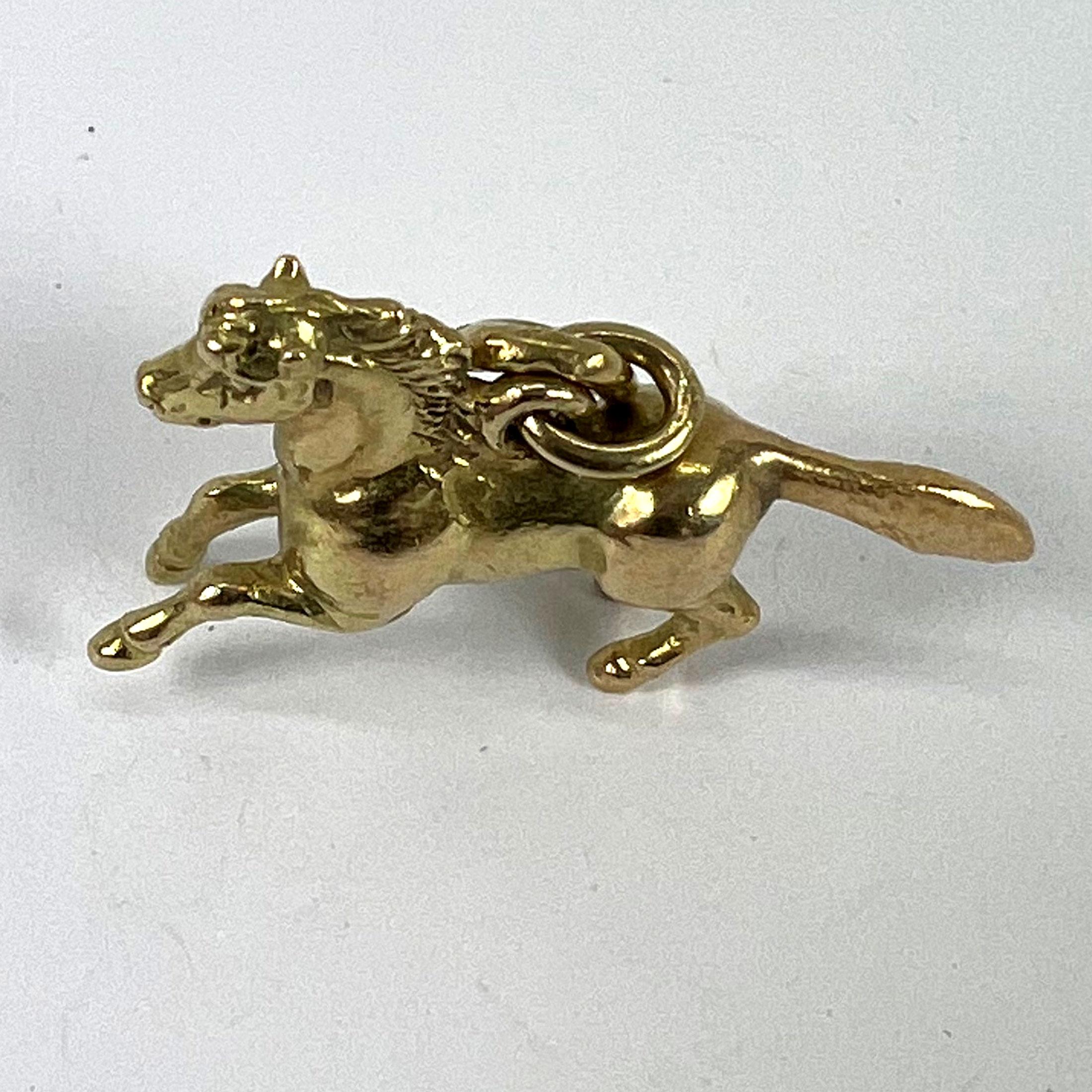 Vintage 18K Yellow Gold Horse Pony Charm Pendant en venta 8