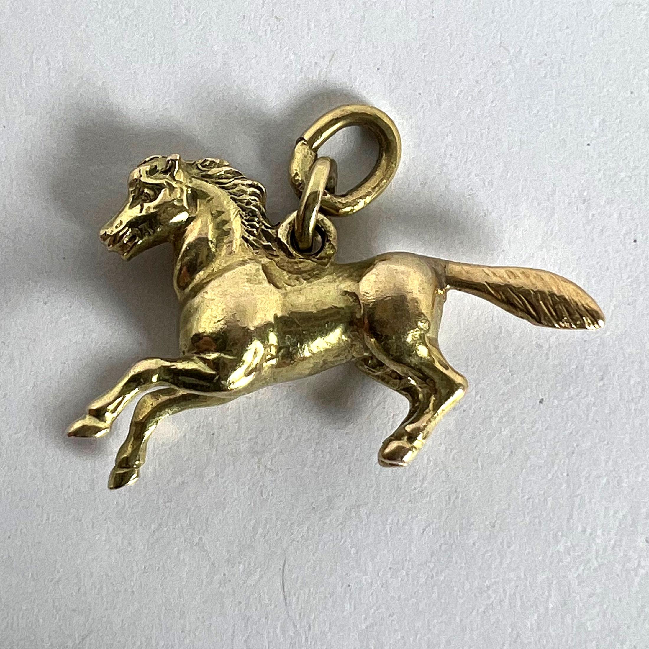 Vintage 18K Yellow Gold Horse Pony Charm Pendant en venta 10