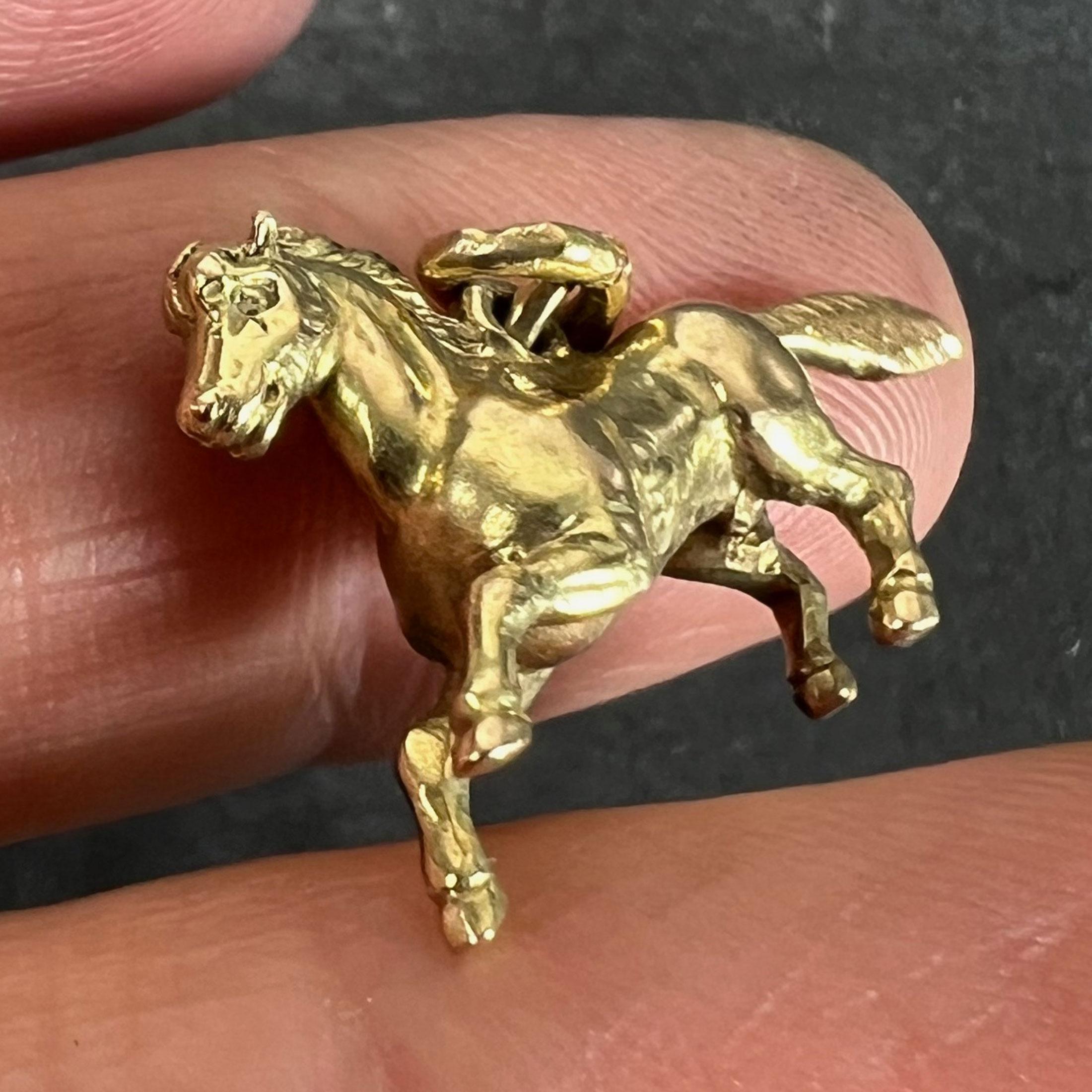 Vintage 18K Yellow Gold Horse Pony Charm Pendant en venta 3