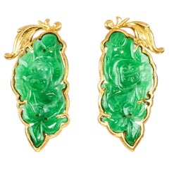Vintage 18k Yellow Gold Imperial Jade Carved Floral Earrings