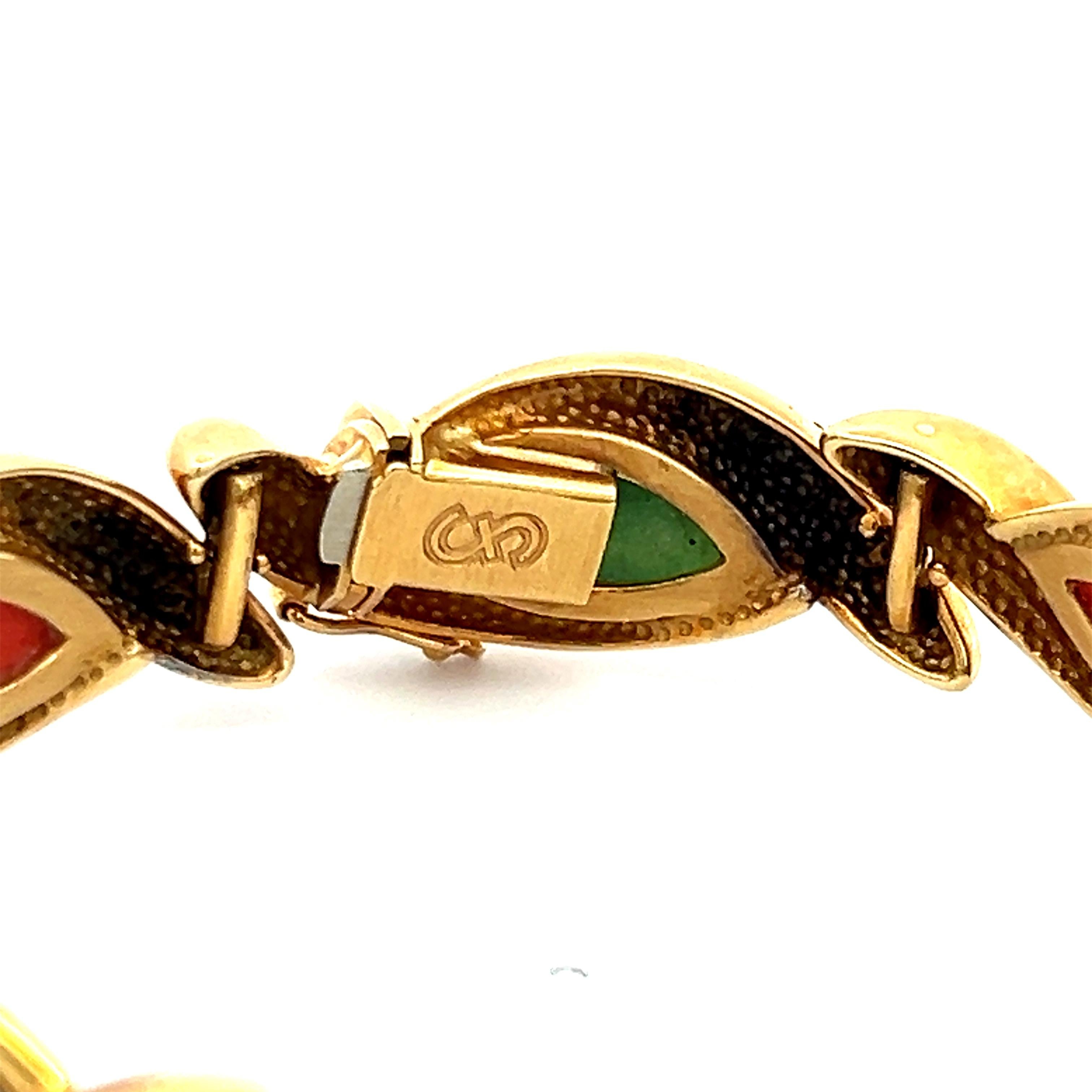 Bracciale d'epoca in oro giallo 18 carati con giada e corallo - 7 pollici, 67.4g in vendita 2