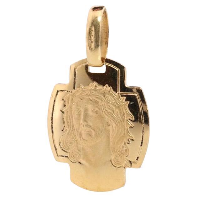 Vintage 18k Yellow Gold Jesus Pendant. Image of Jesus Christ. Jesus Christ Face