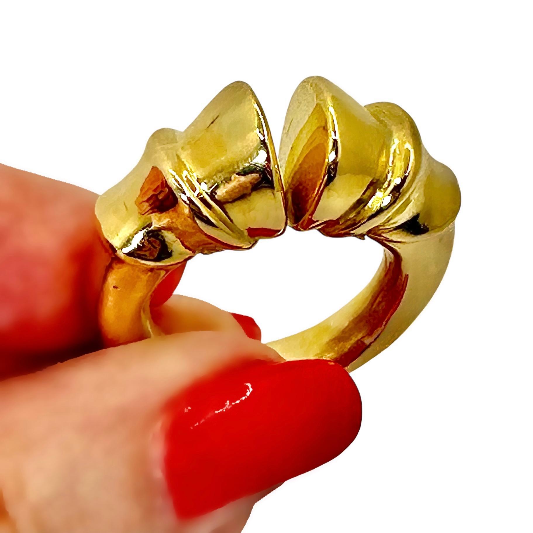 Anello d'epoca in oro giallo 18 carati Lalaounis Split Front con doppio motivo a cornucopia in vendita 8