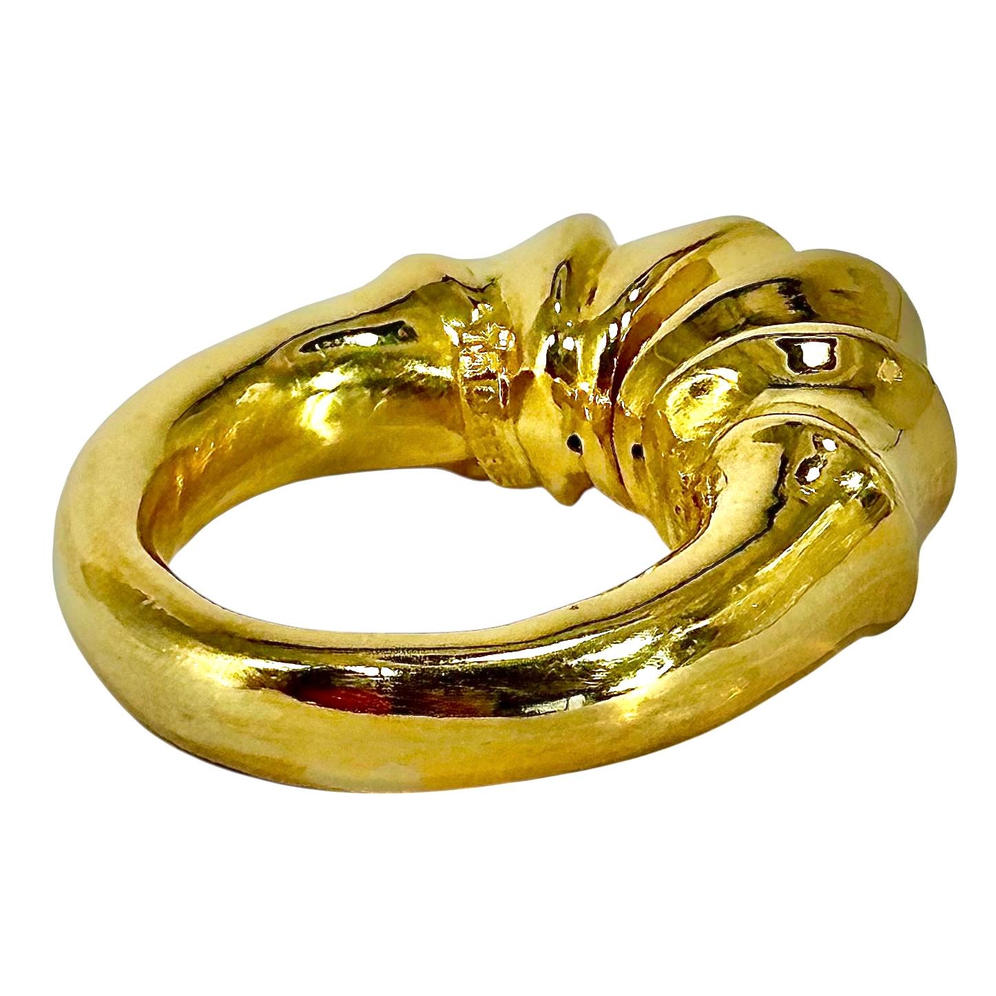 Anello d'epoca in oro giallo 18 carati Lalaounis Split Front con doppio motivo a cornucopia In condizioni buone in vendita a Palm Beach, FL