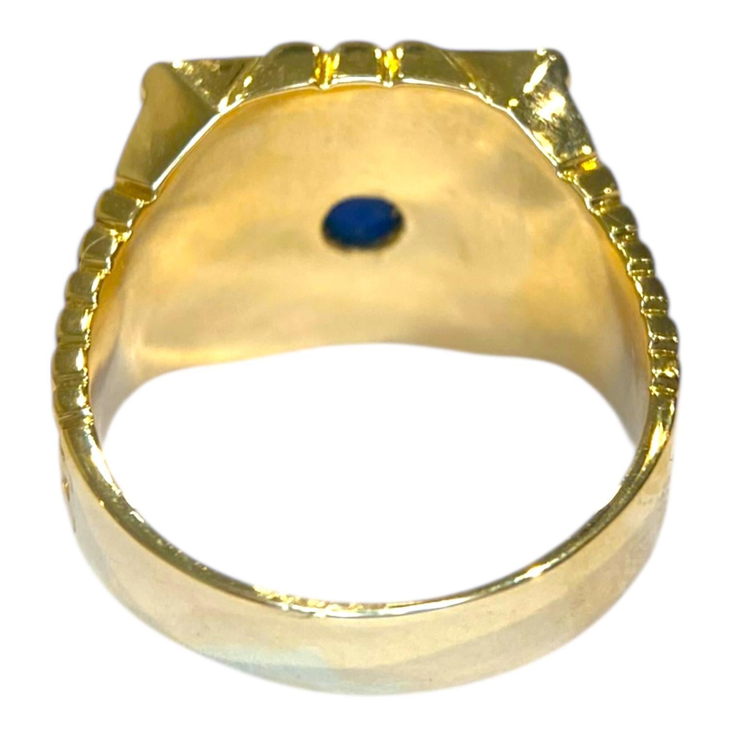 Anello con sigillo in lapislazzuli d'epoca in oro giallo 18 carati In condizioni buone in vendita a Henderson, NV