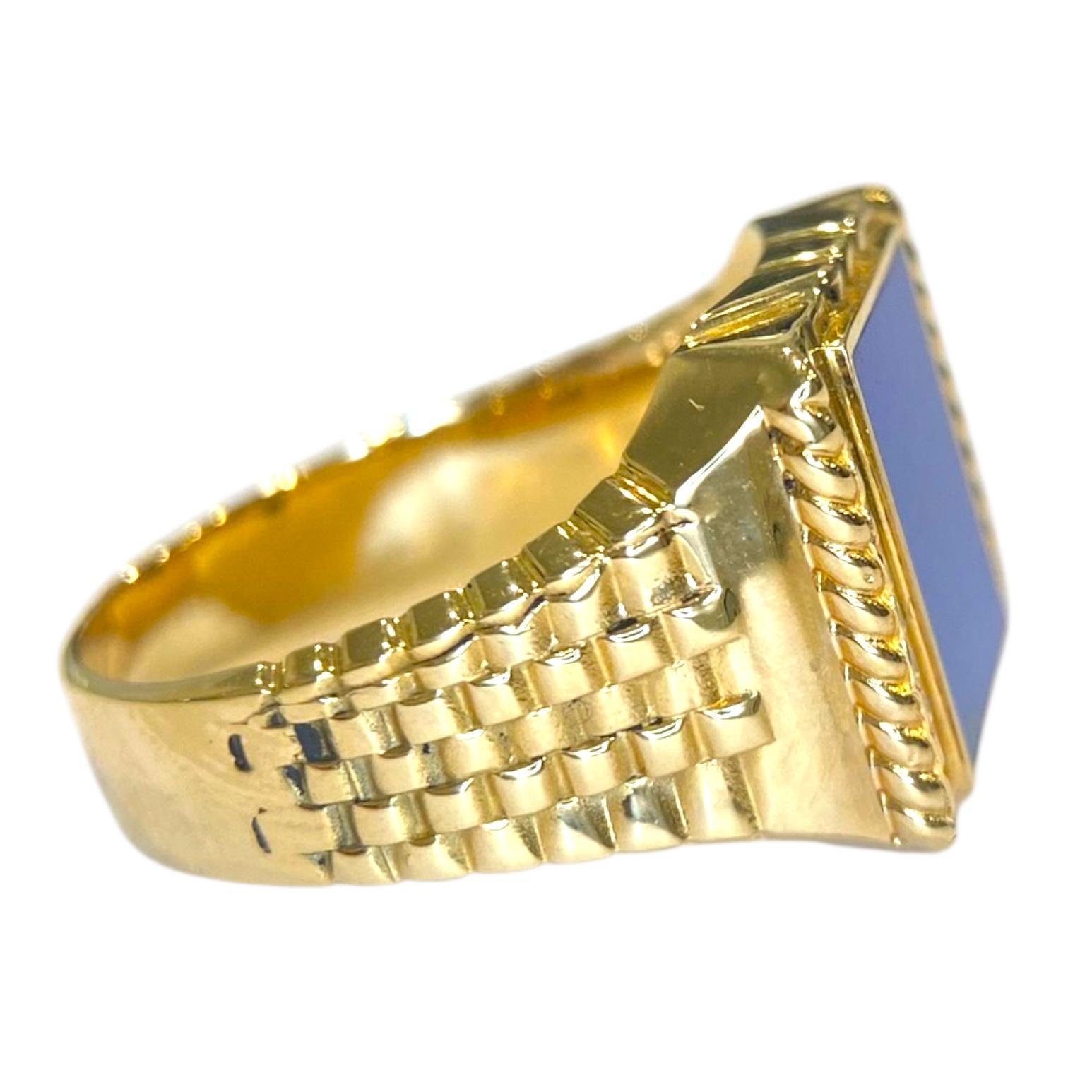 Anello con sigillo in lapislazzuli d'epoca in oro giallo 18 carati in vendita 1