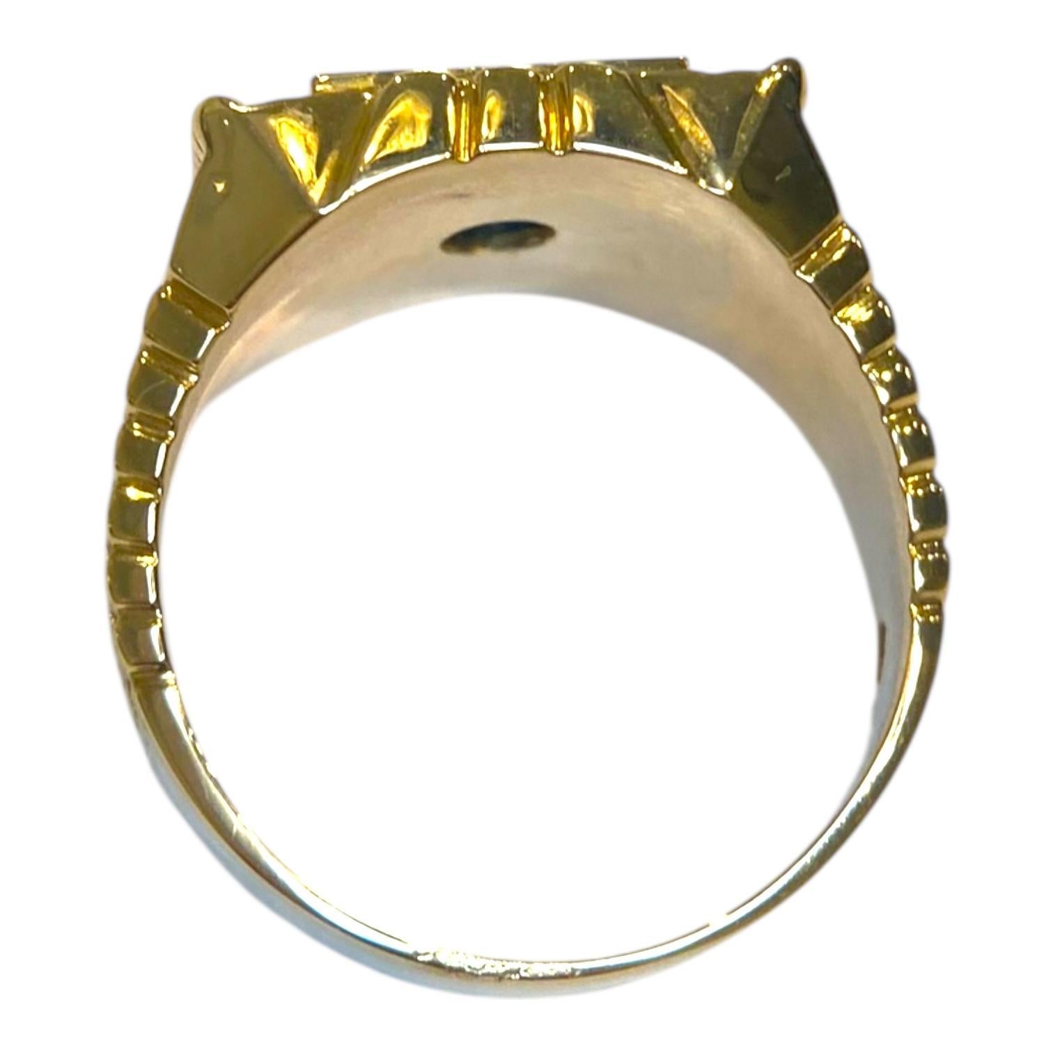 Anello con sigillo in lapislazzuli d'epoca in oro giallo 18 carati in vendita 3
