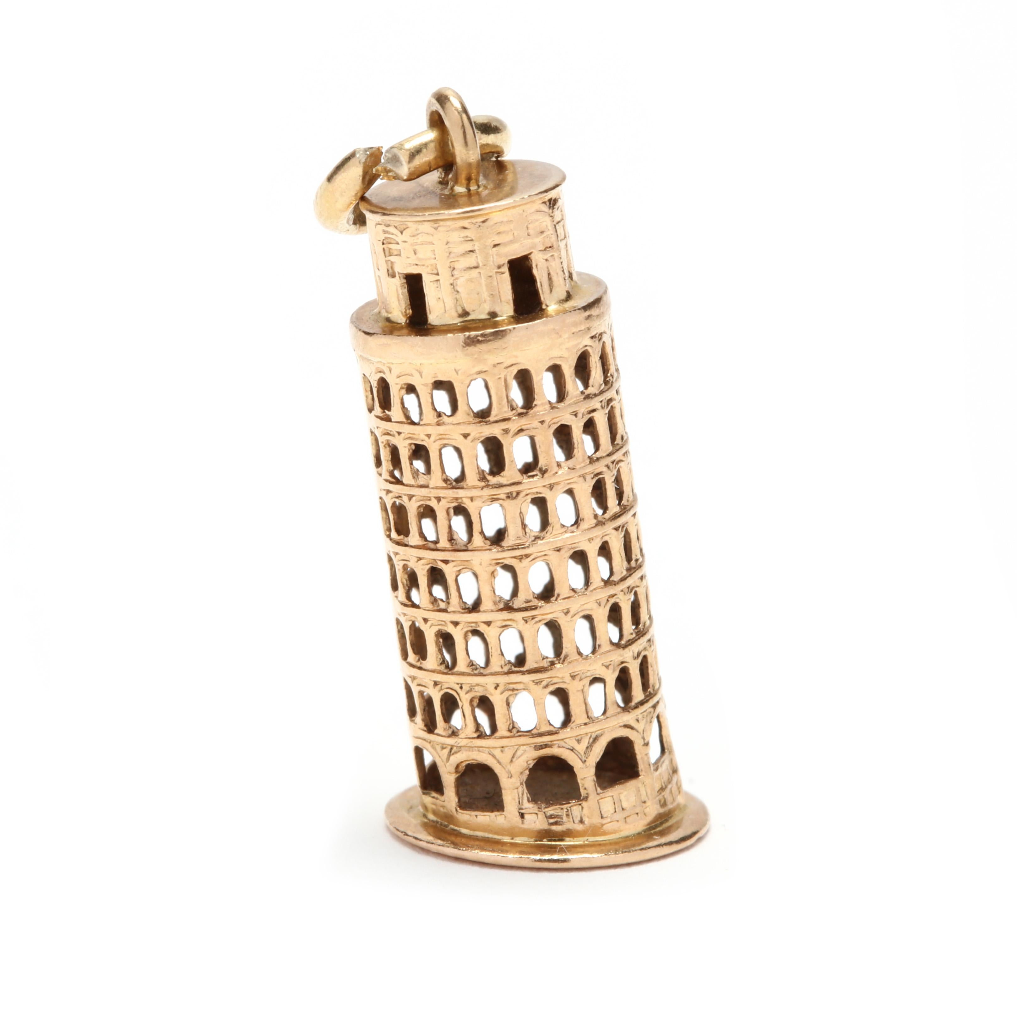 Women's or Men's Vintage 18 Karat Yellow Gold Leaning Tower of Pisa Charm or Pendant